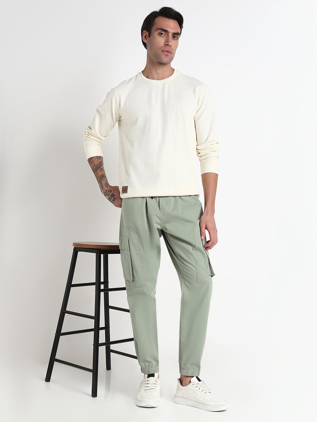 Men's Green Solid Cargo Joggers