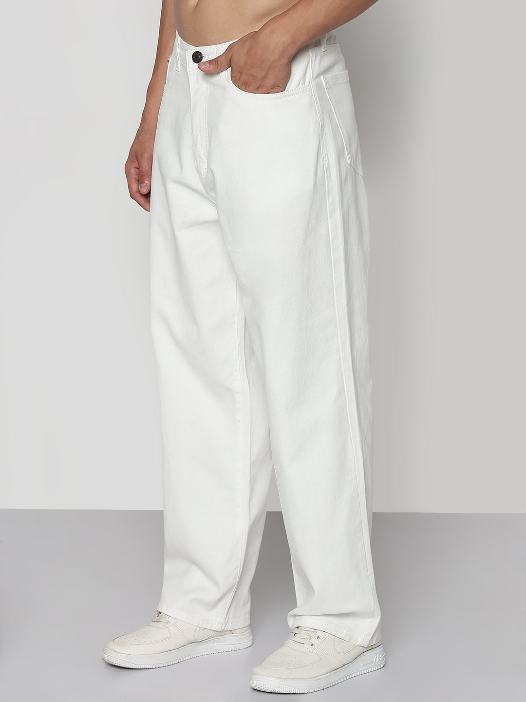 Men's White Relaxed Fit Jeans