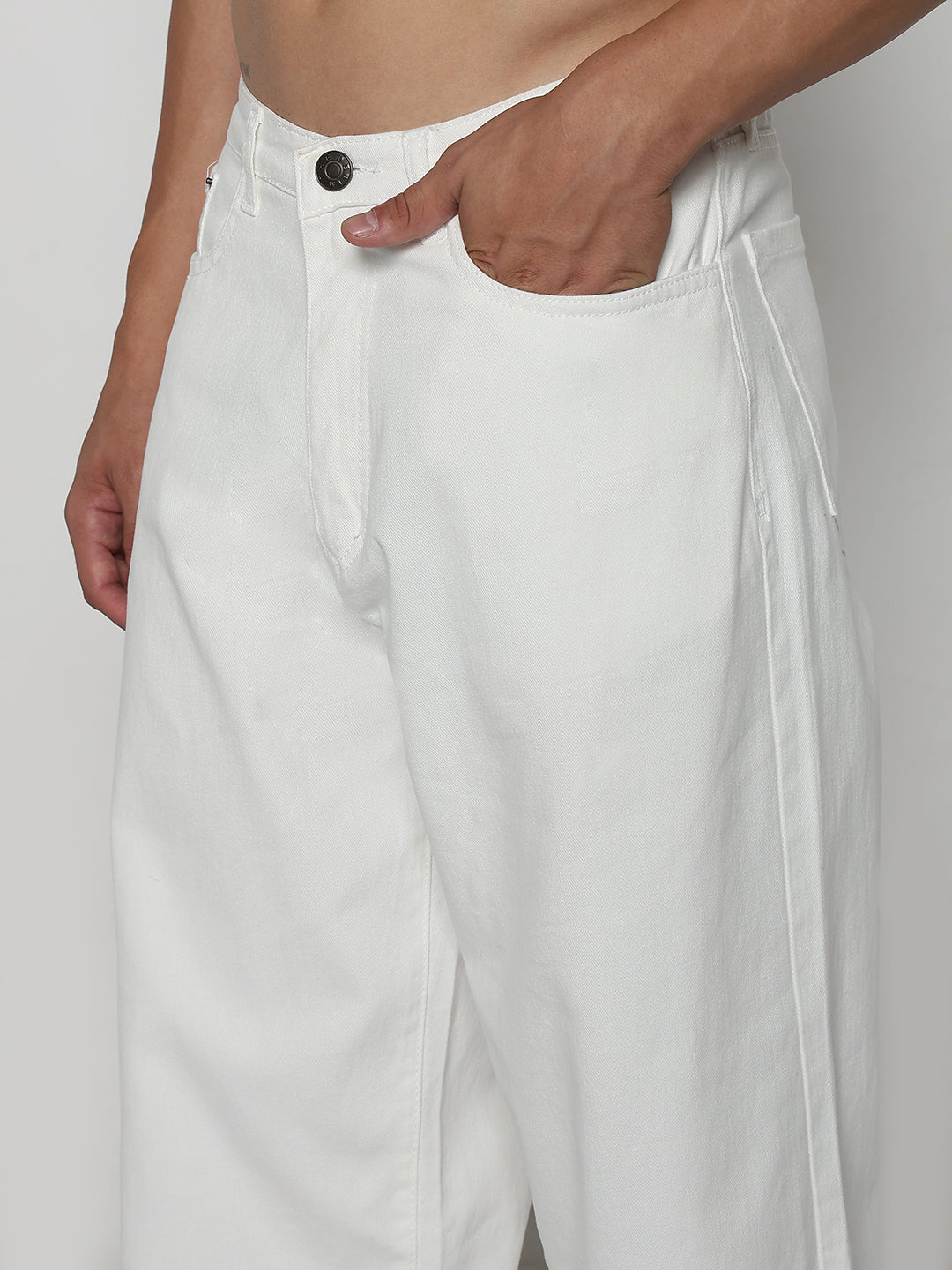 Men's White Relaxed Fit Jeans