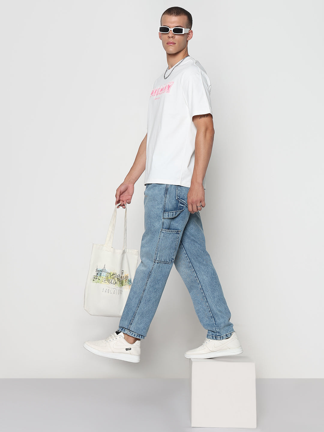 Men's Blue Relaxed Fit Jeans