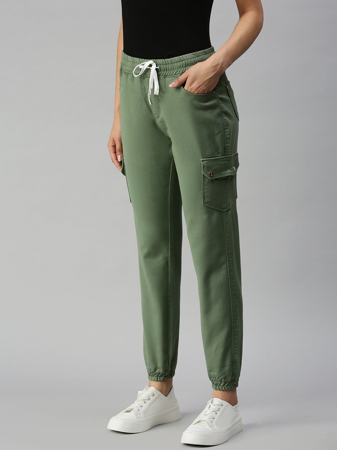 Women Solid Green Jogger Denim Jeans