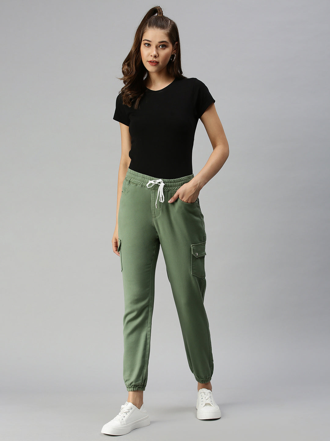 Women Solid Green Jogger Denim Jeans