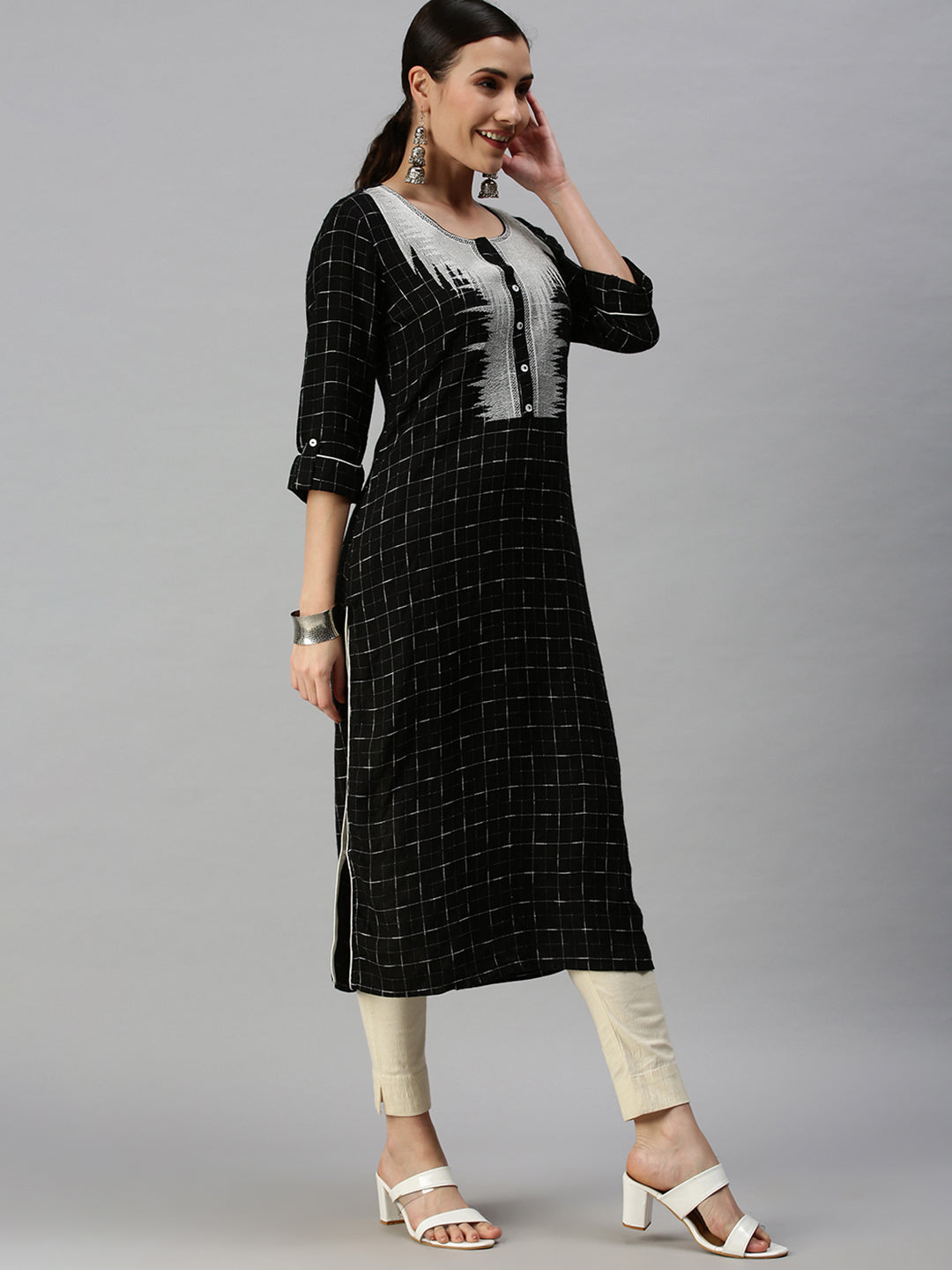 Women Checked Black Straight Kurta