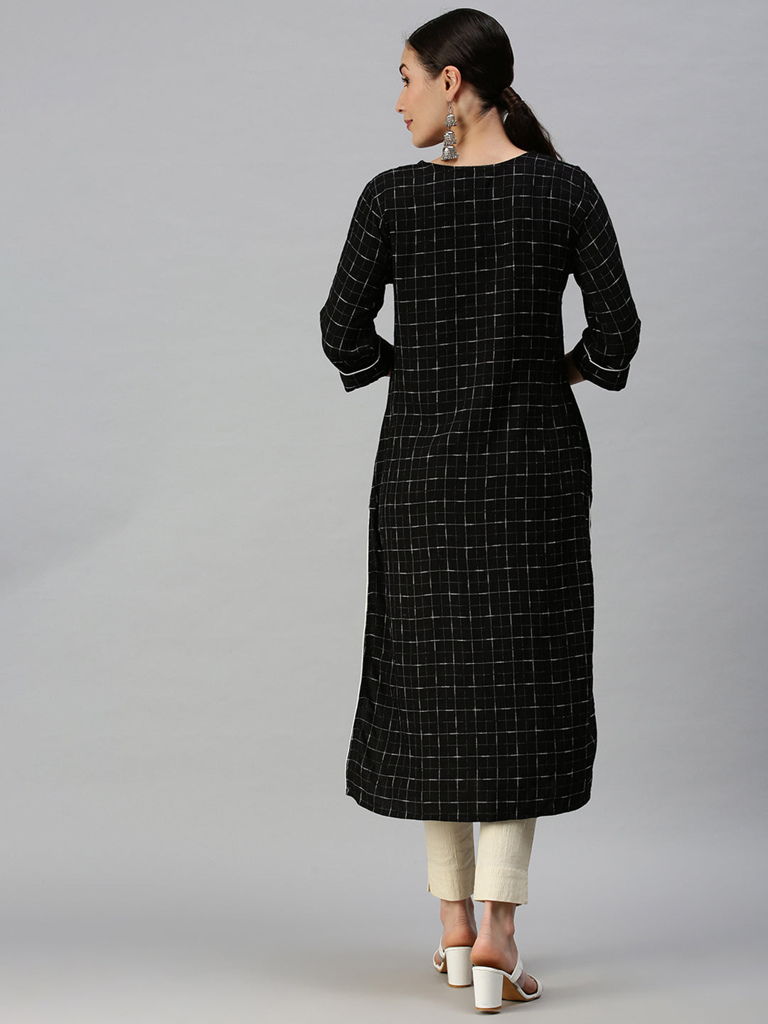 Women Checked Black Straight Kurta