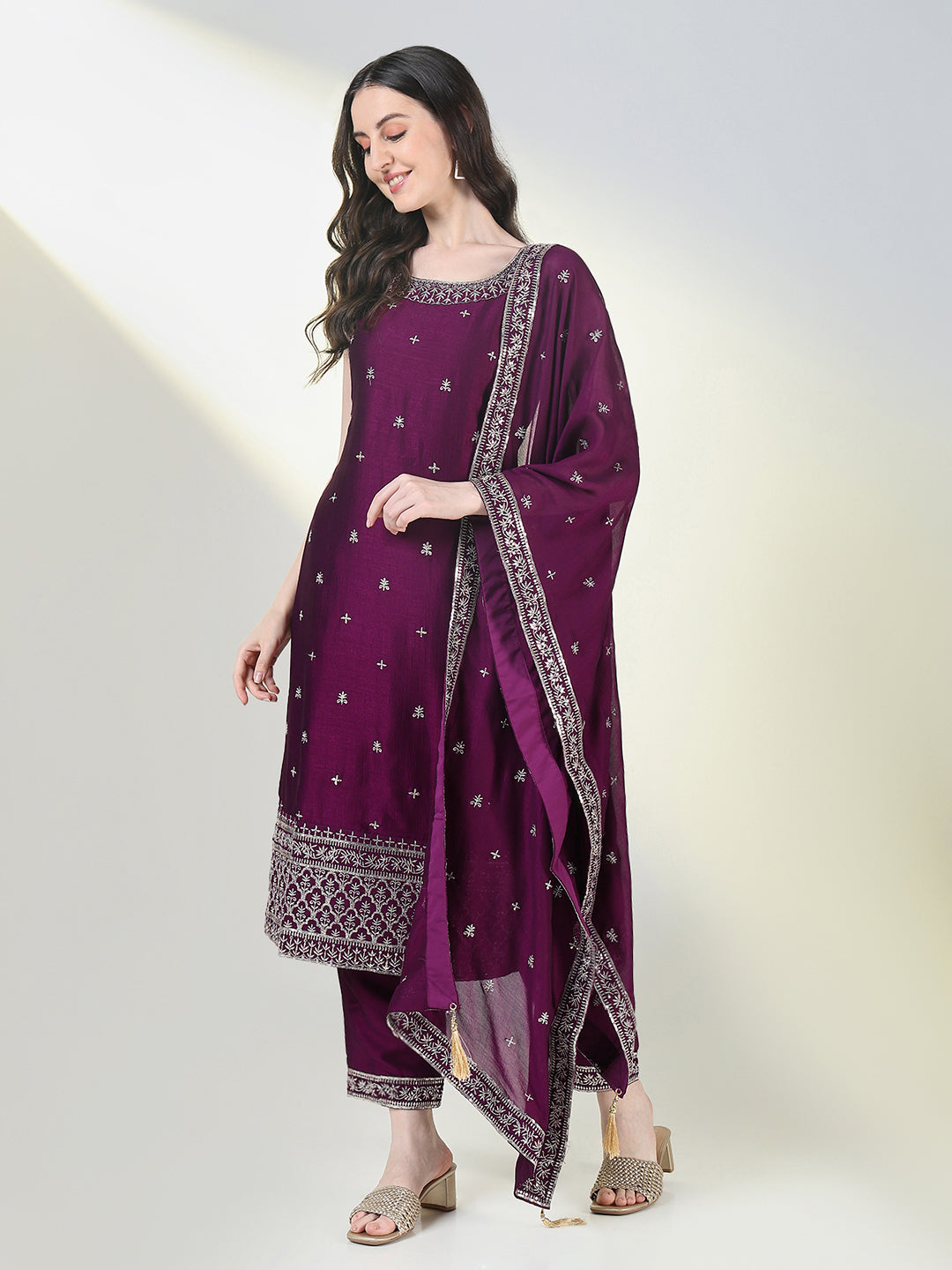 Women Purple Embroidered Straight Kurta Set with Dupatta