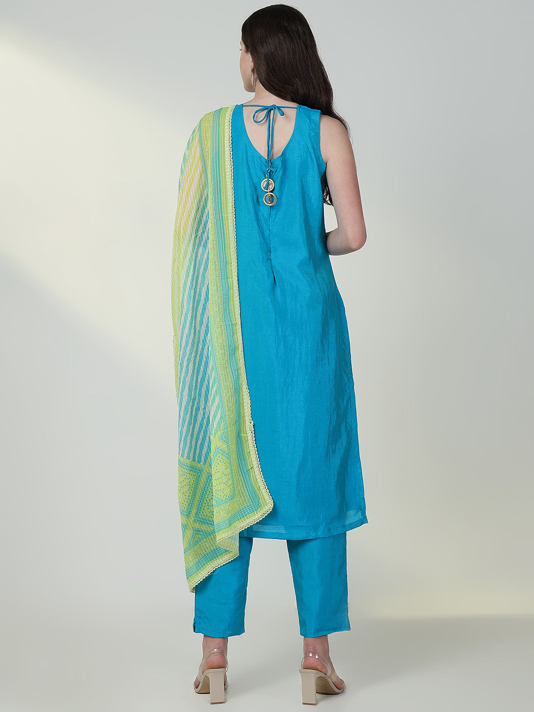 Women Solid Blue Straight Kurta Set with Dupatta