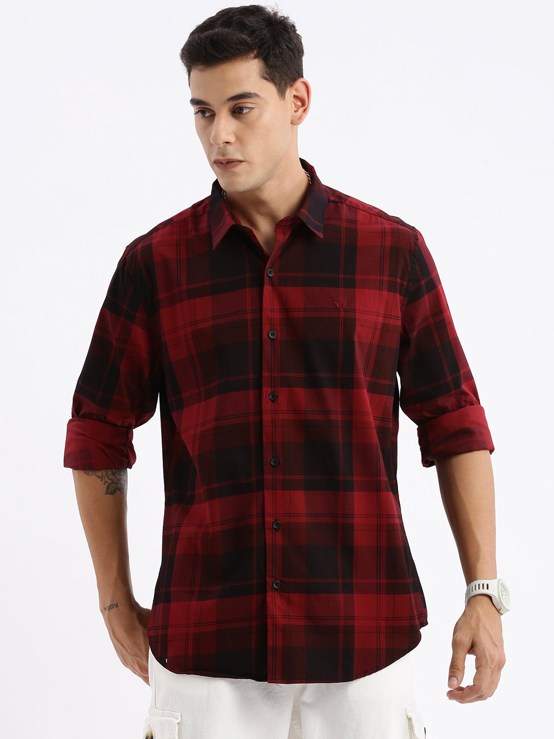 Men Spread Collar Checked Slim Fit Maroon Shirt