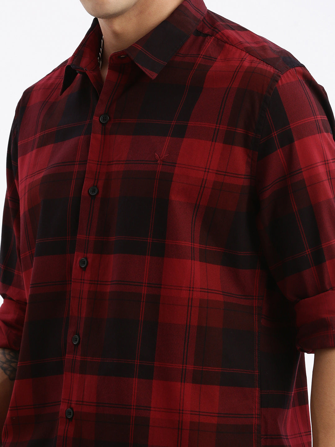 Men Spread Collar Checked Slim Fit Maroon Shirt