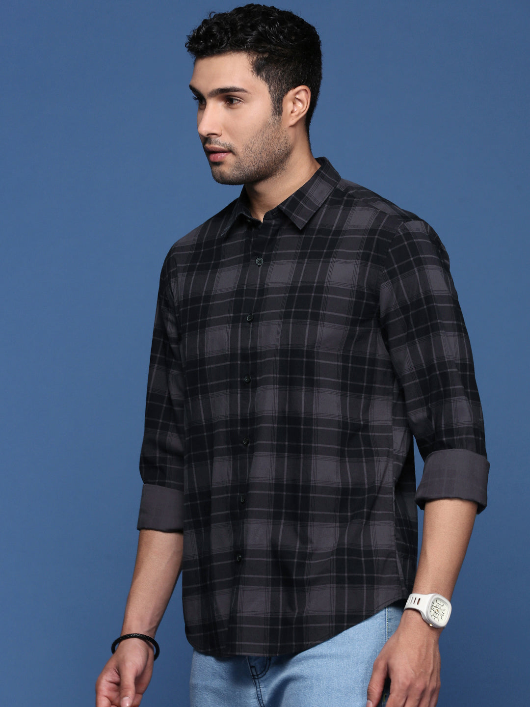 Men Checked Grey Slim Fit Shirt