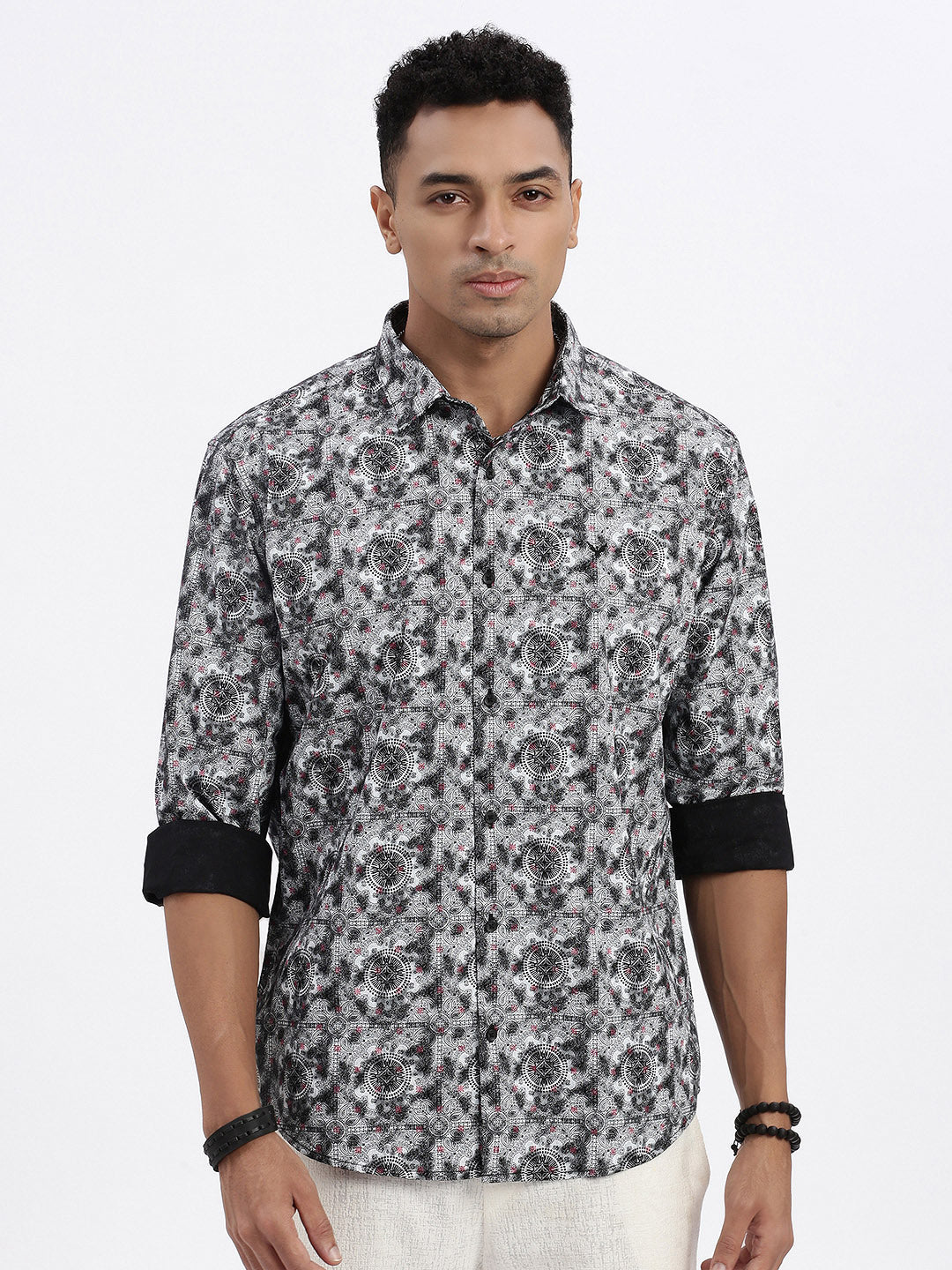 Men Grey Graphic Slim Fit Shirt