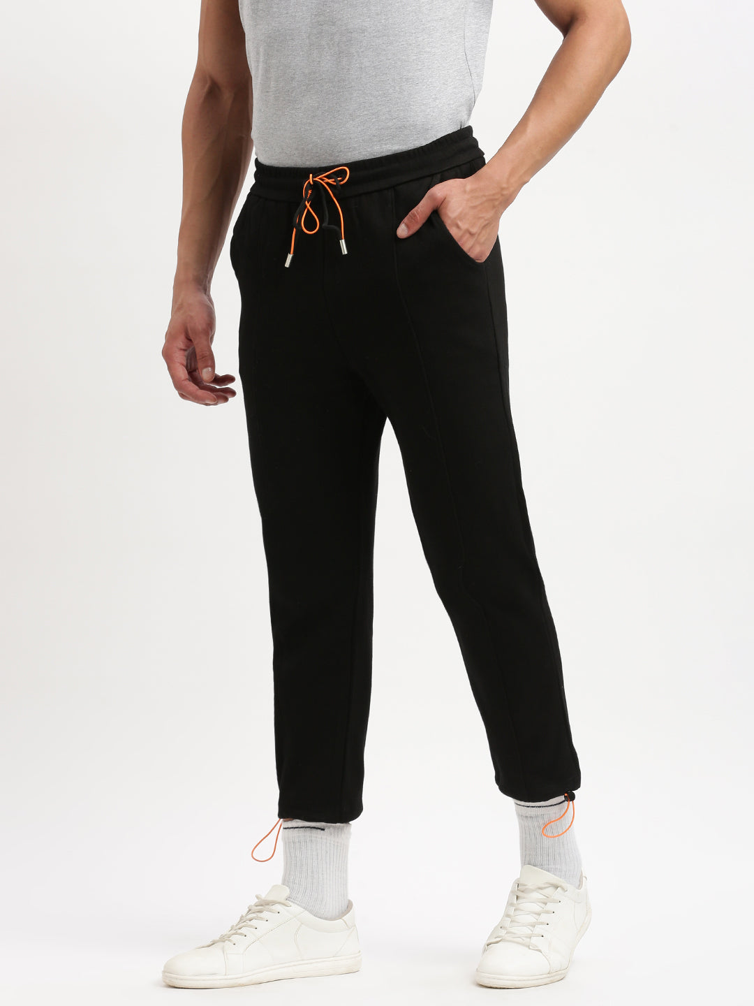 Men Slim Fit Solid Black Track Pant