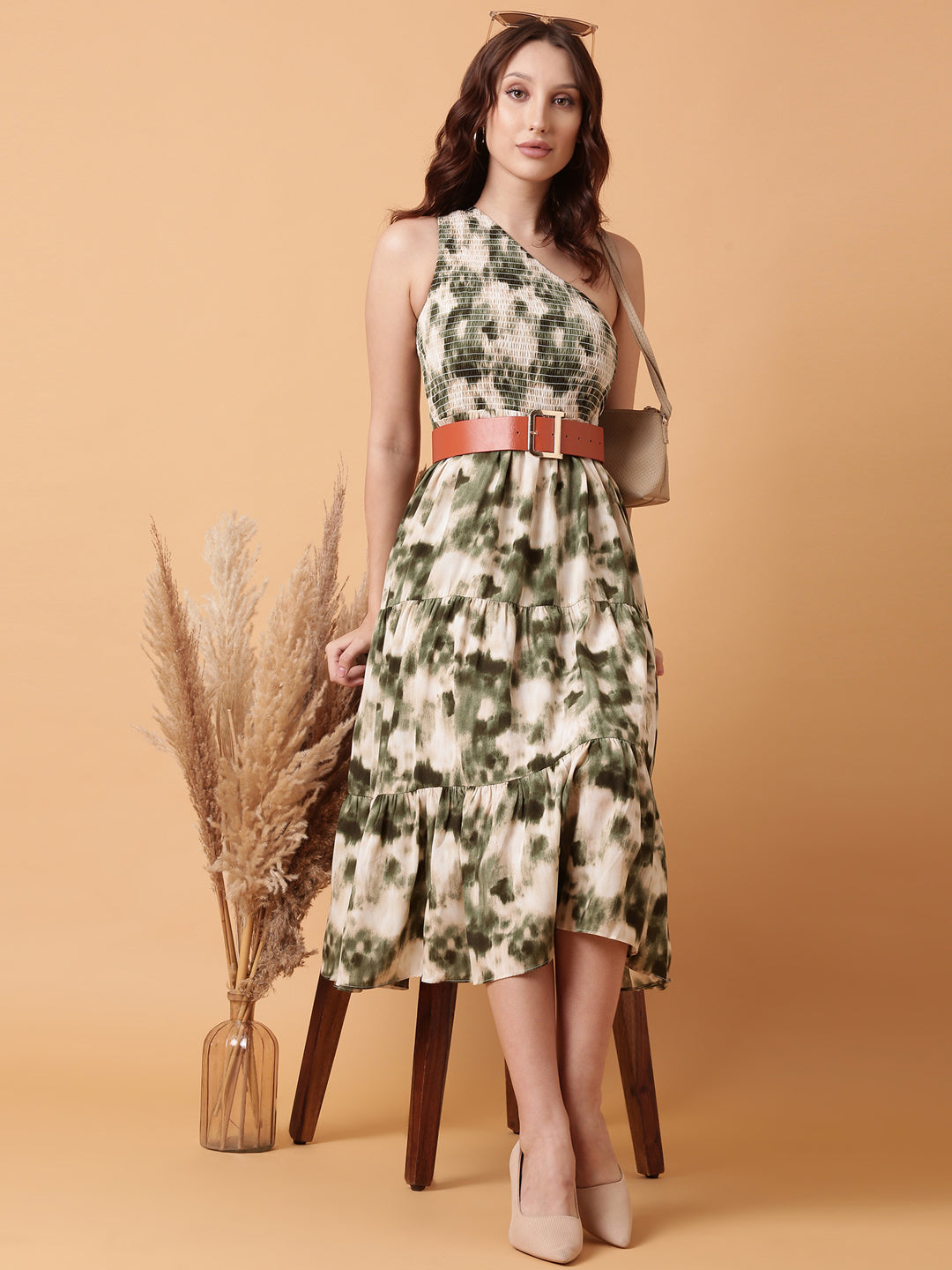 Women Green Dyed Fit and Flare Dress With Belt