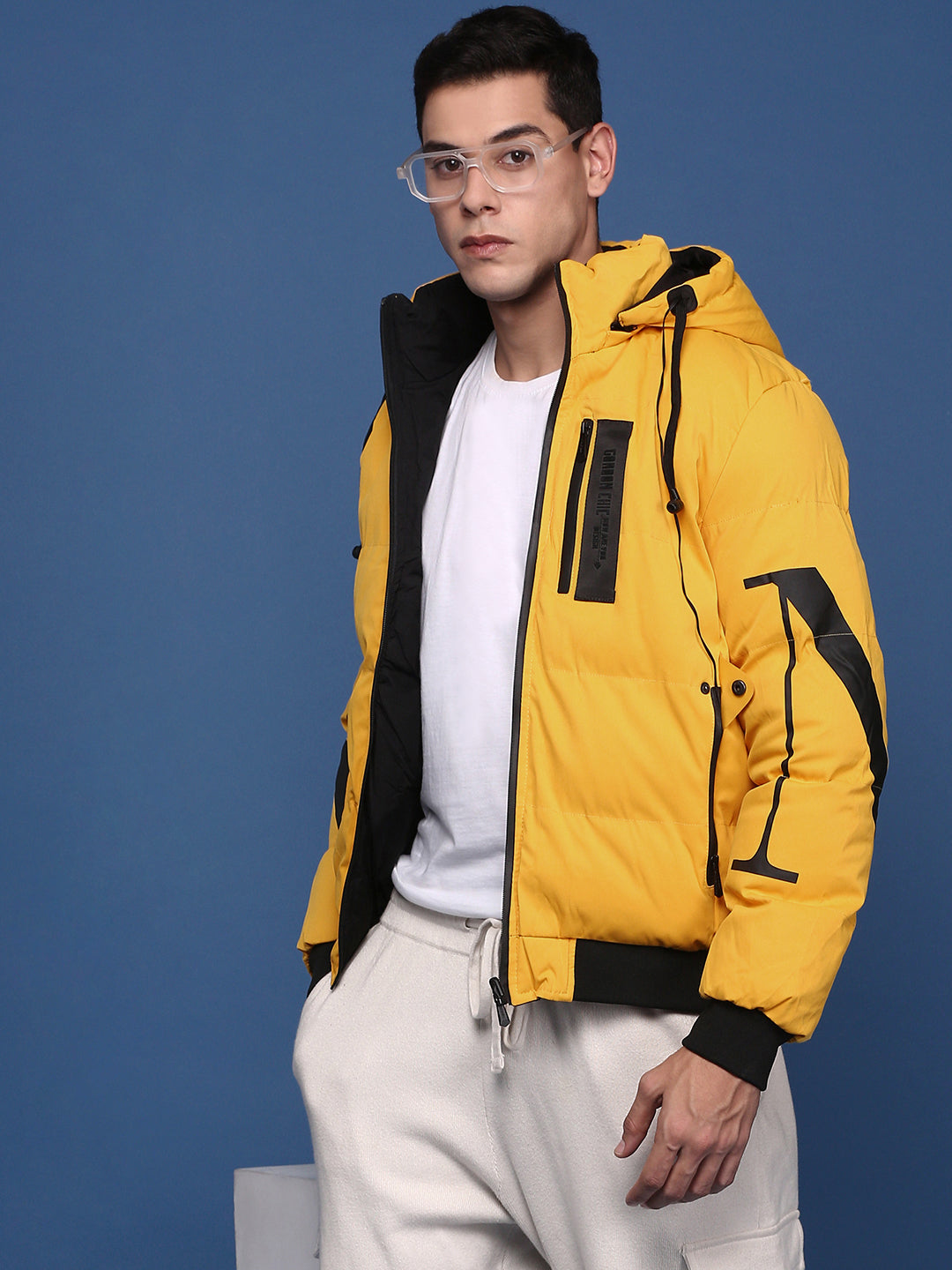 Men Solid Yellow Reversible Puffer Jacket with Hoodie