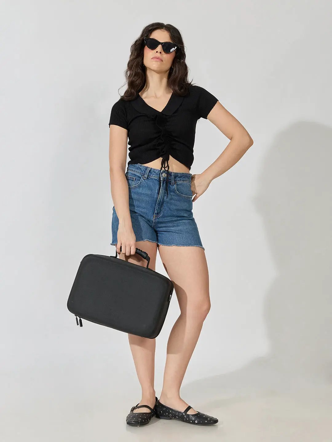 Women's Black Ruched V-Neck Crop Top