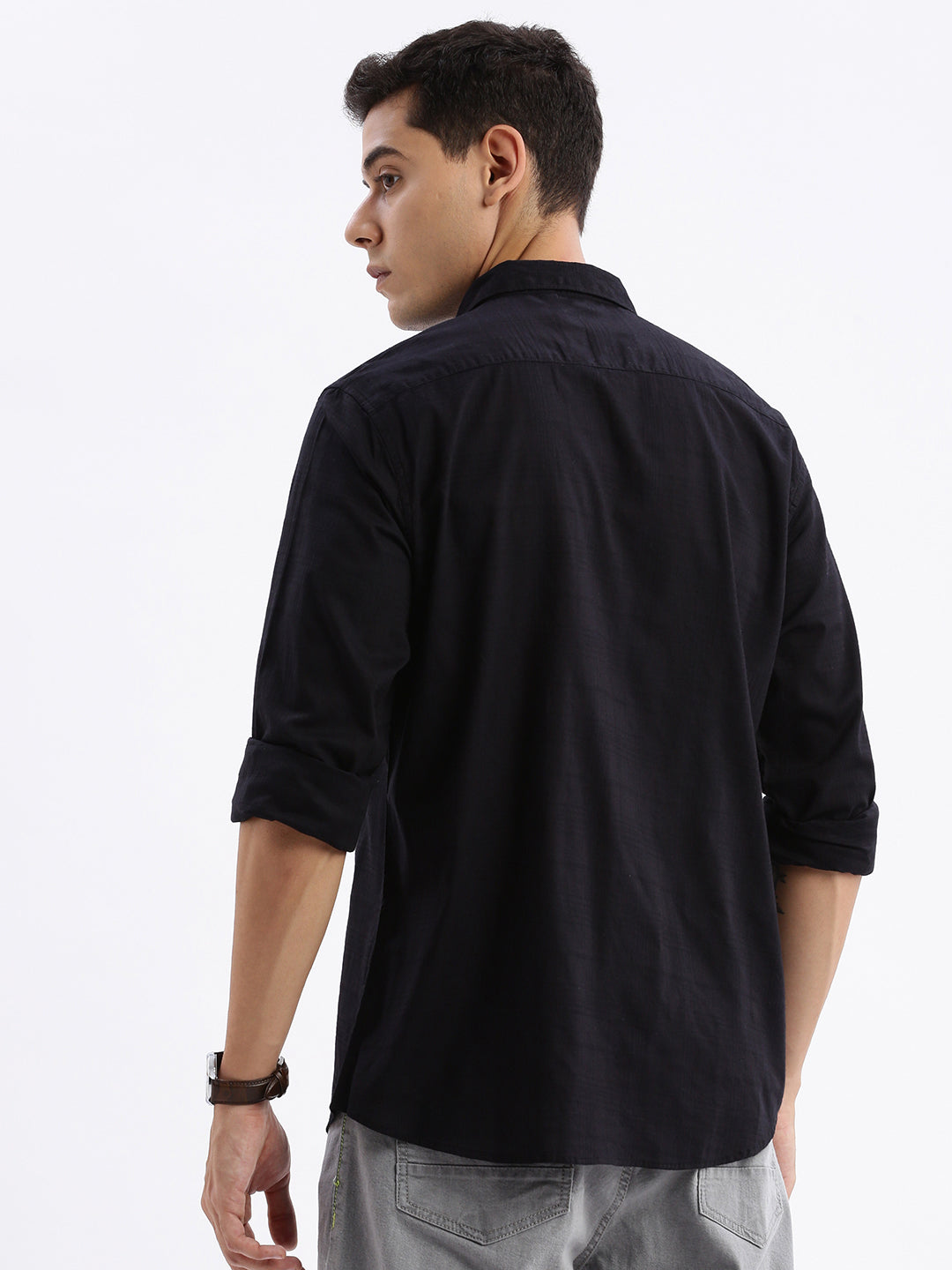 Men Spread Collar Solid Slim Fit Black Shirt