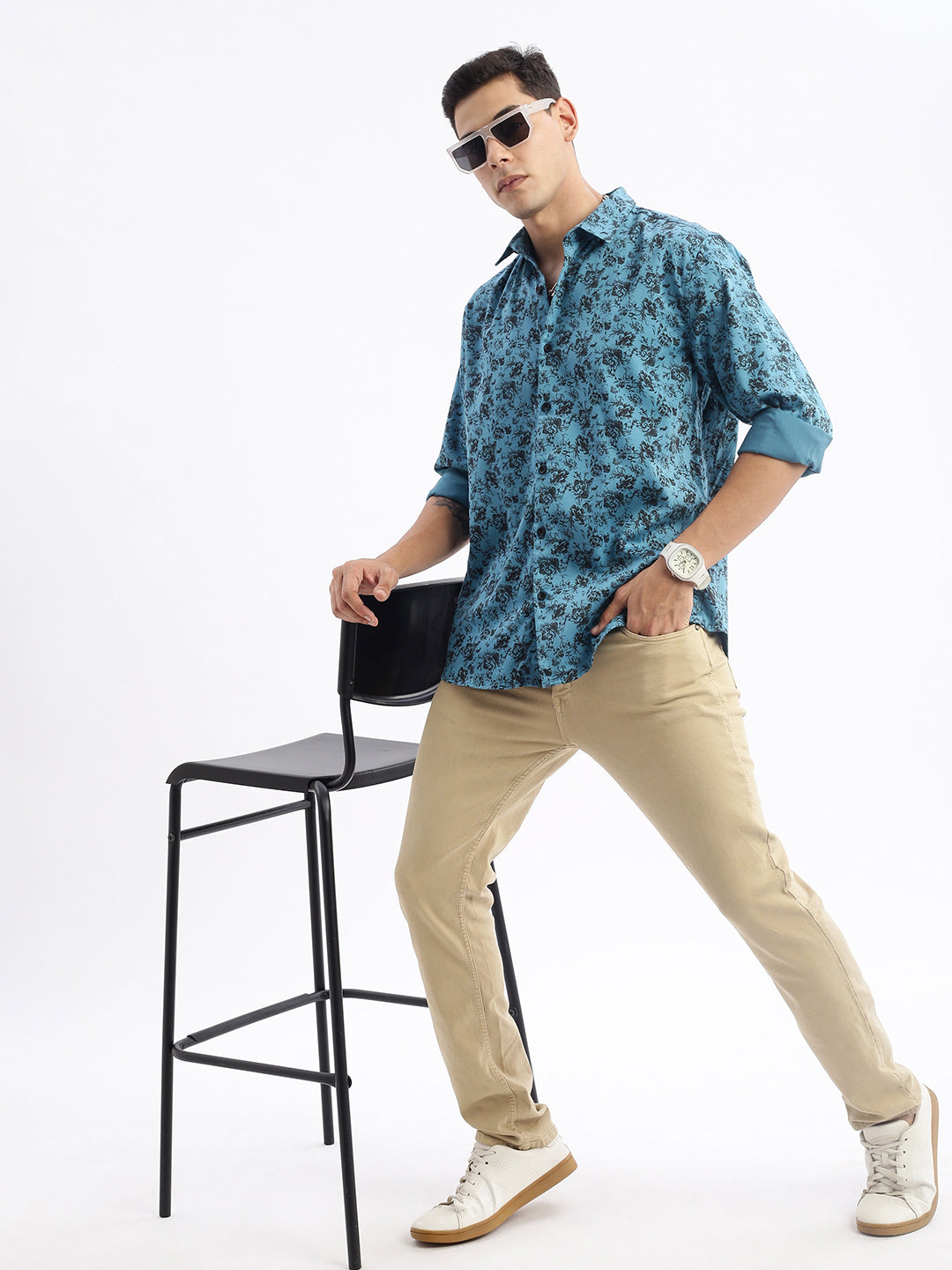 Men Spread Collar Floral Slim Fit Teal Shirt