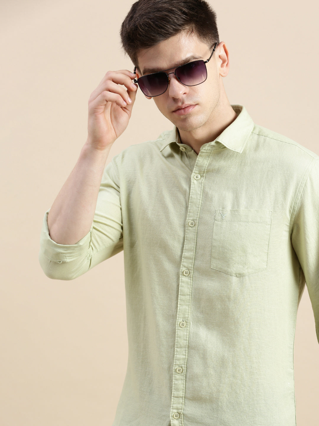 Men Spread Collar Solid Green Shirt