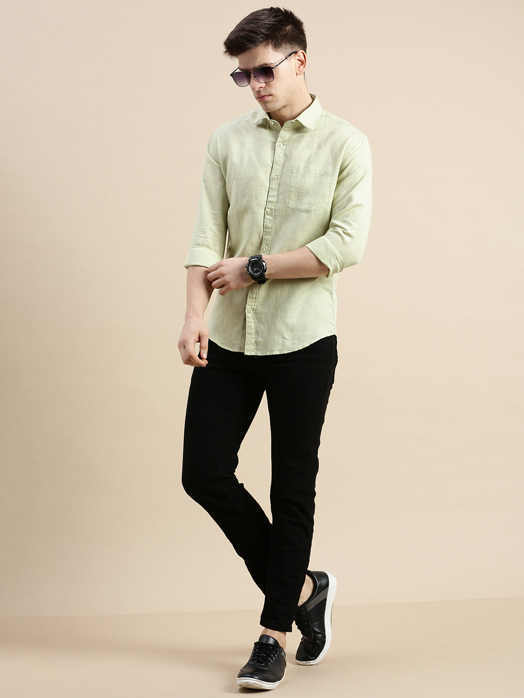 Men Spread Collar Solid Green Shirt