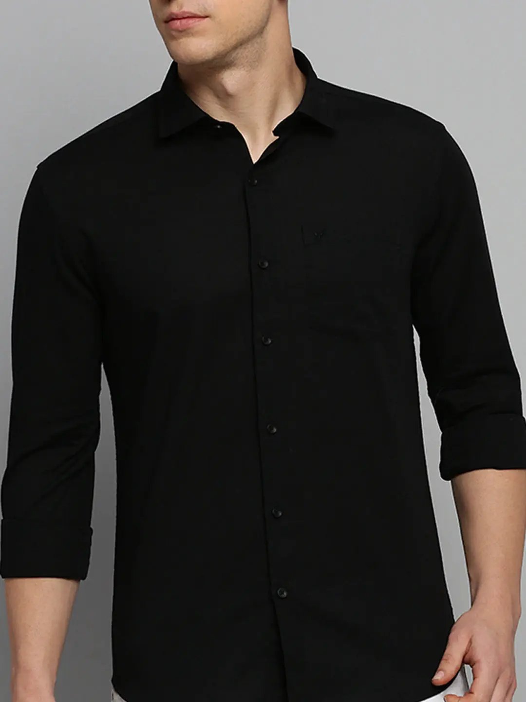Men's Black Solid Slim Fit Shirt - from SHOWOFFFF