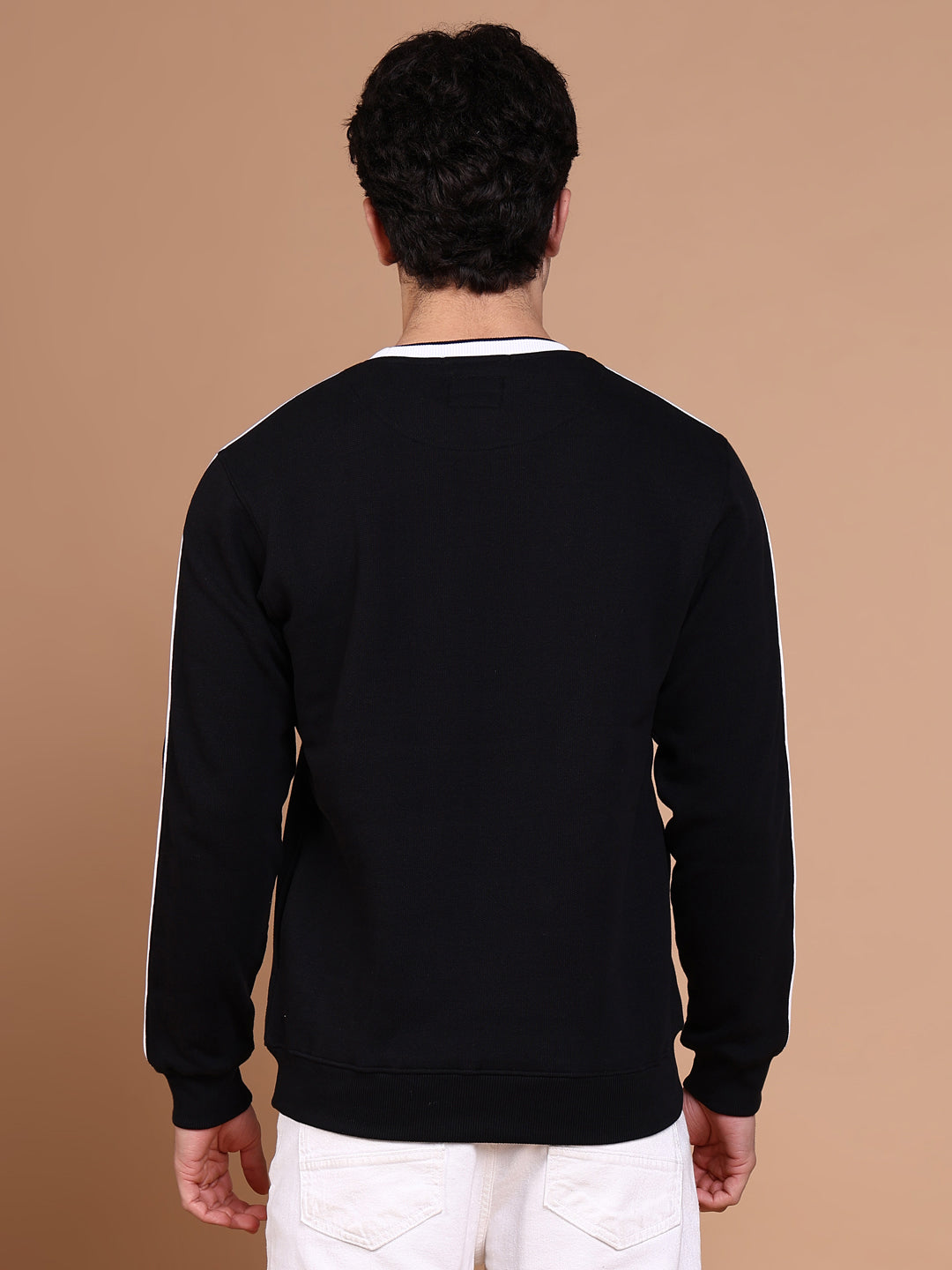 Men Black Solid Sweatshirt