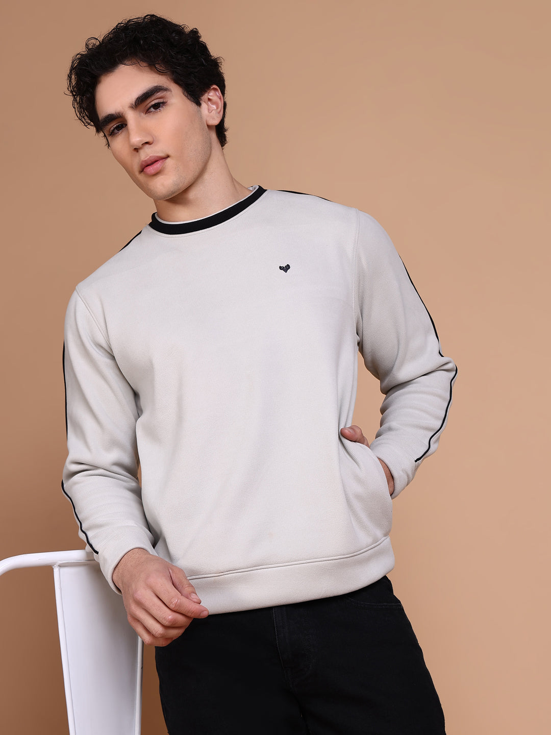 Men Grey Solid Sweatshirt