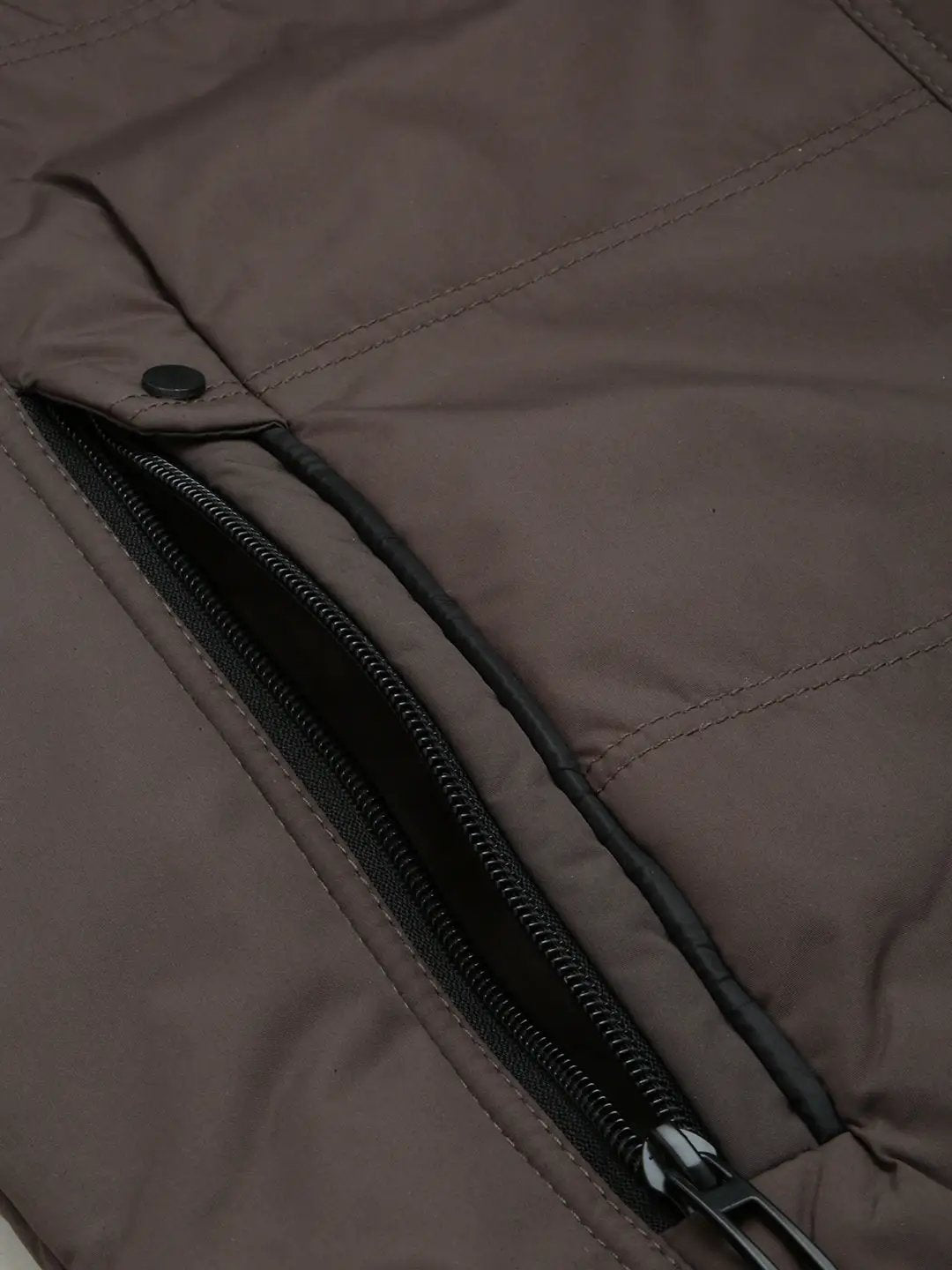 Men's Mock Collar Solid Grey Quilted Jacket