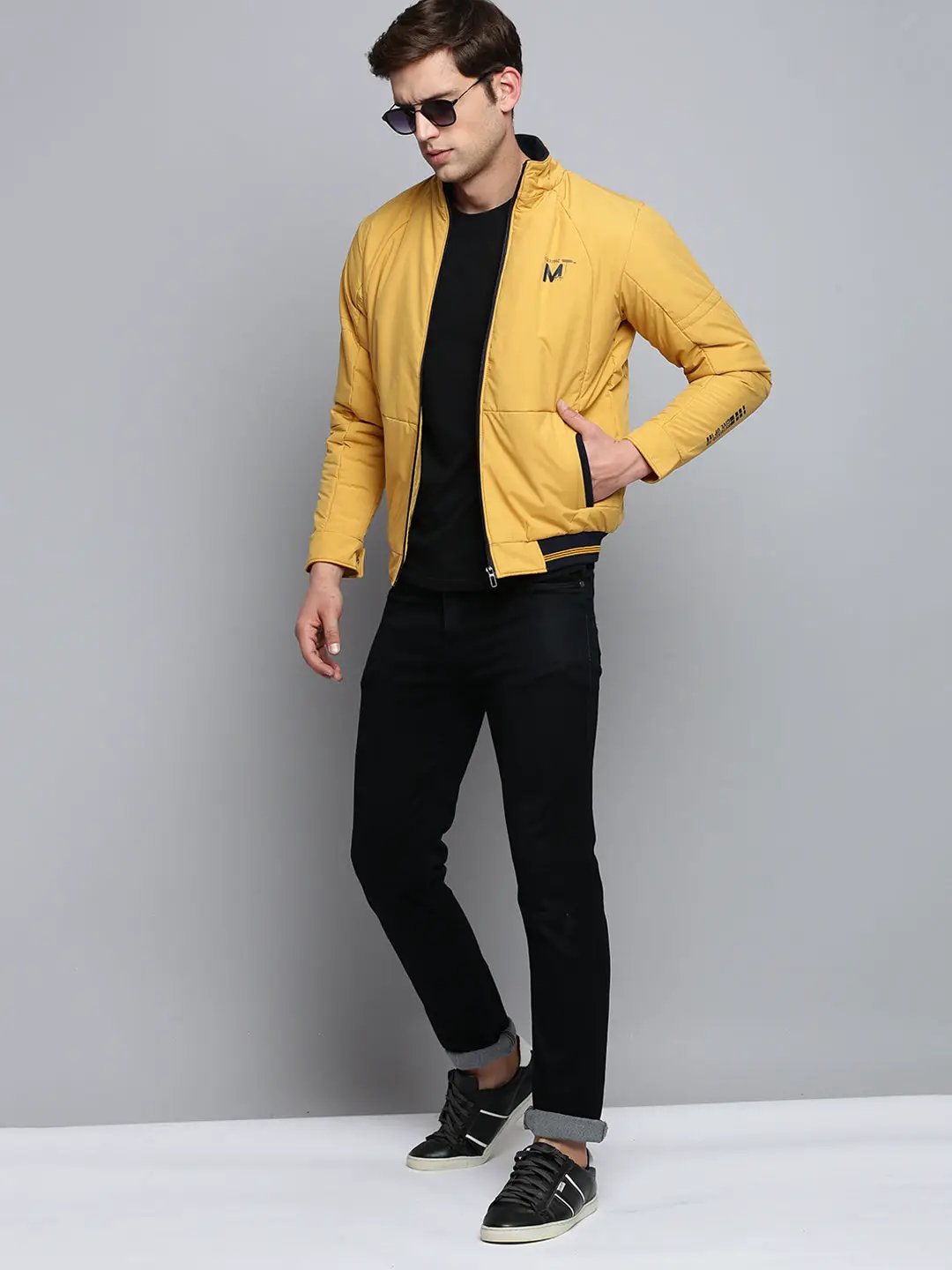 Men's Mock Collar Solid Yellow Padded Jacket
