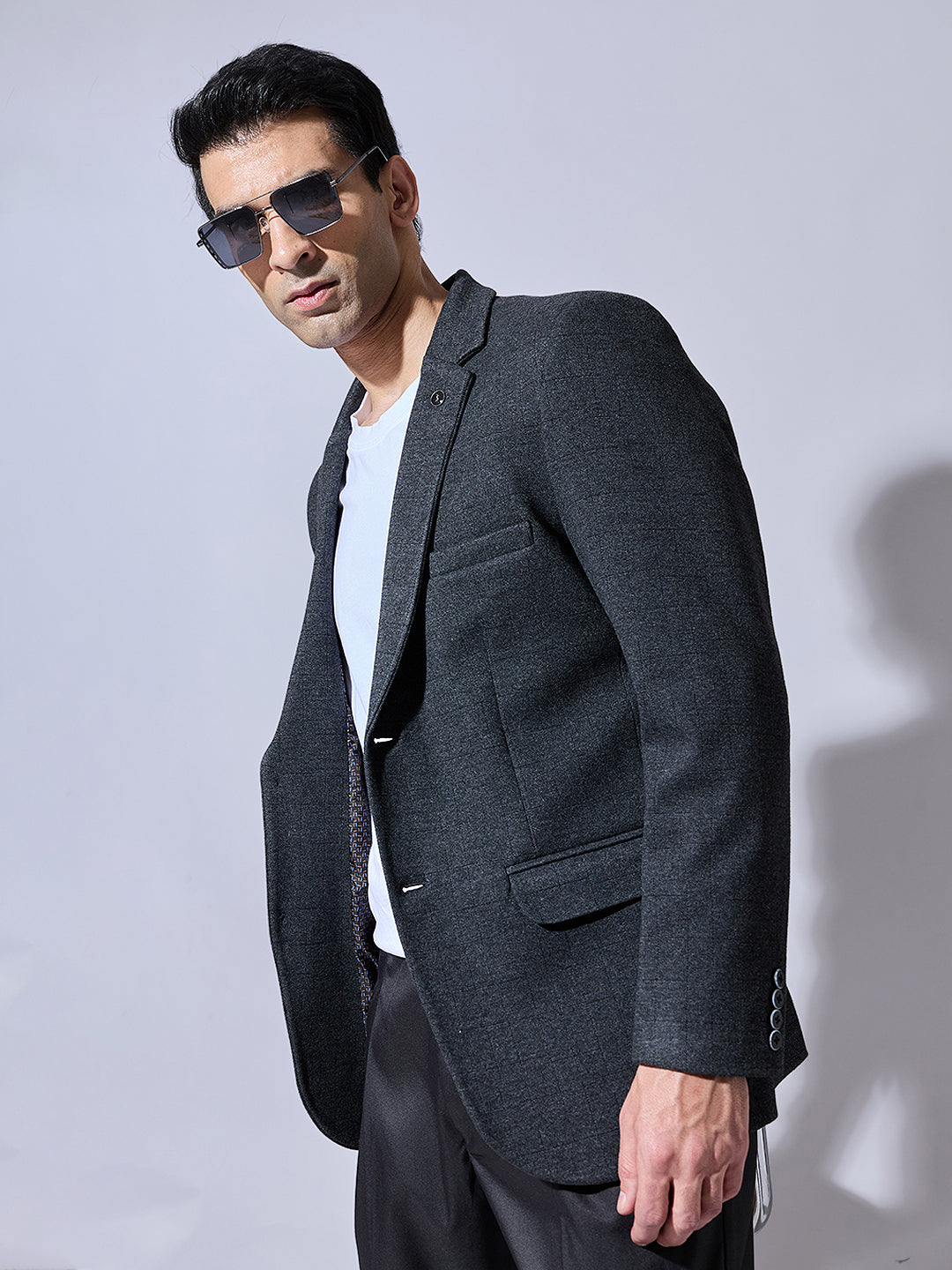 Men's Black Single Breasted Tailored Fit Blazer