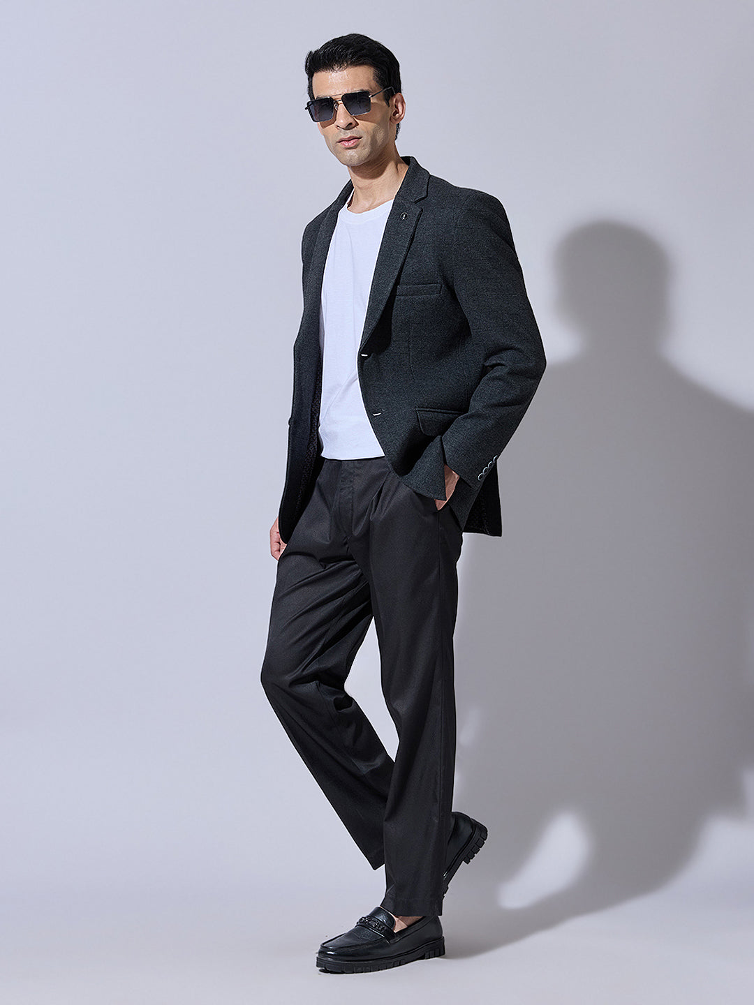 Men's Black Single Breasted Tailored Fit Blazer