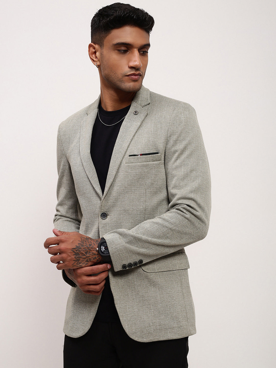 Men Grey Solid Single Breasted Blazer