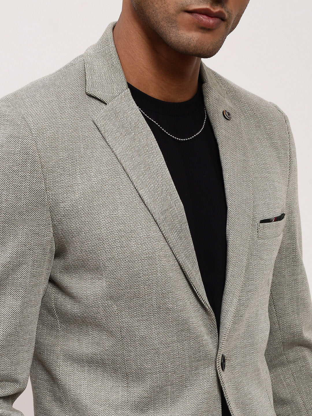 Men Grey Solid Single Breasted Blazer