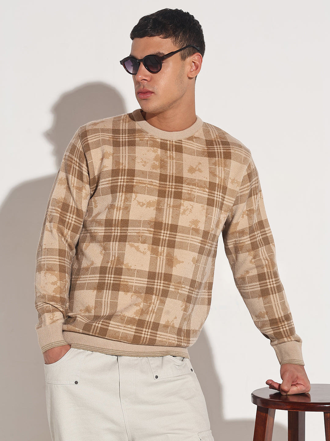 Men's Checked Beige Ribbed Round Neck Sweater