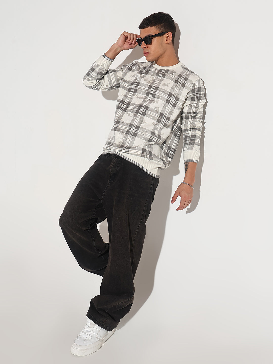 Men's Checked Grey Ribbed Round Neck Sweater