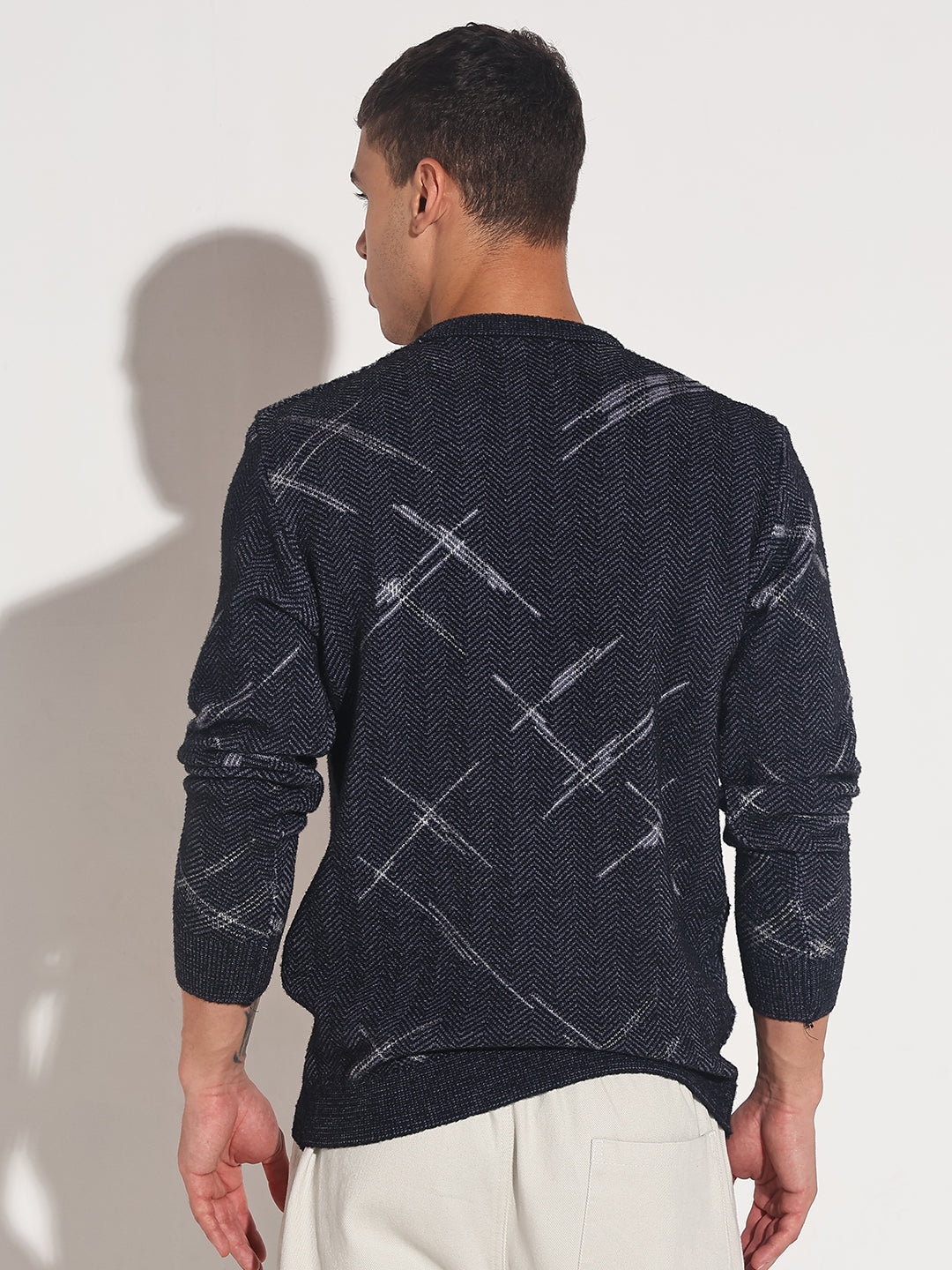 Men's Abstract Navy Blue Ribbed Round Neck Sweater