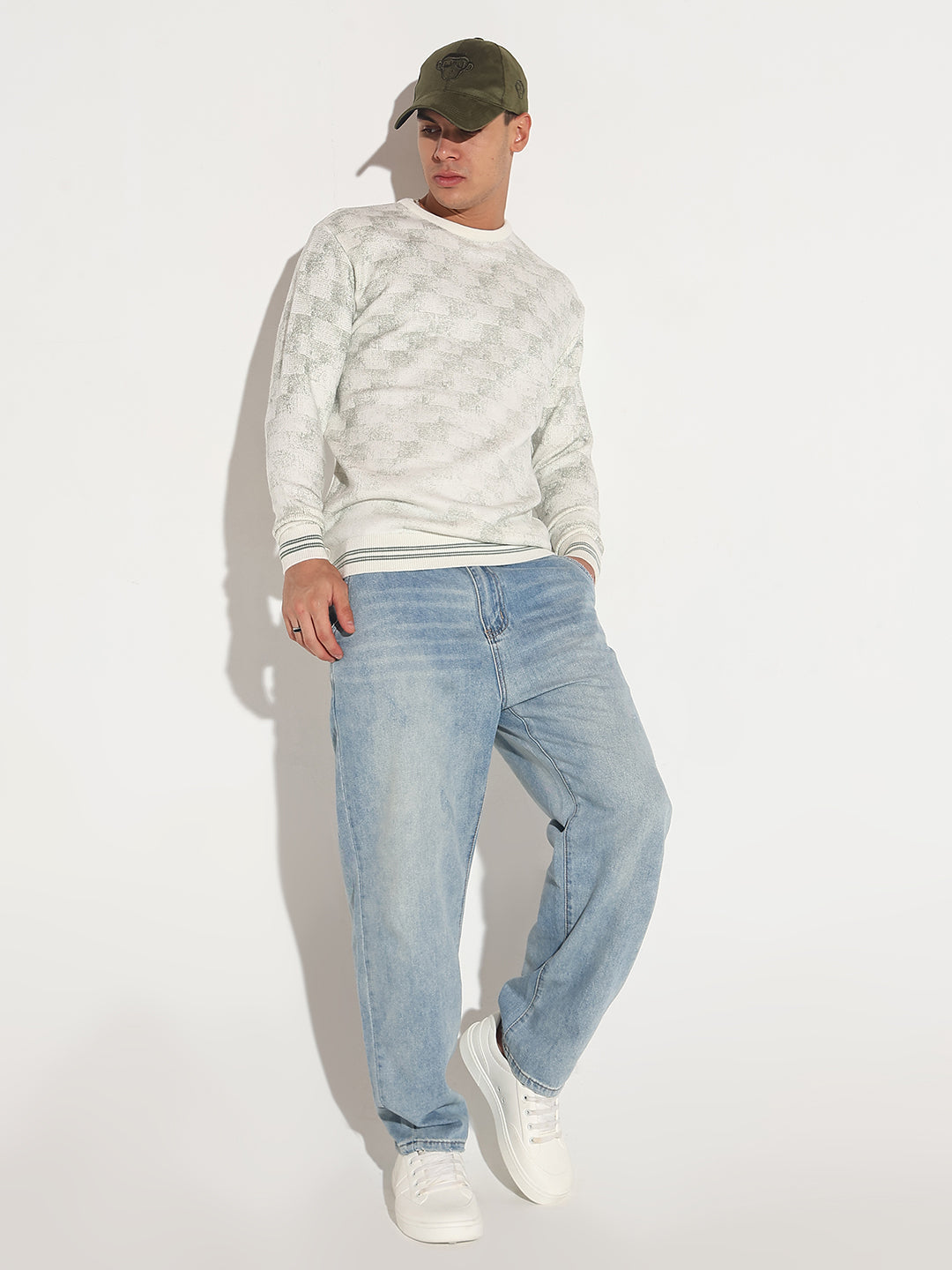 Men's Geometric White Ribbed Round Neck Sweater