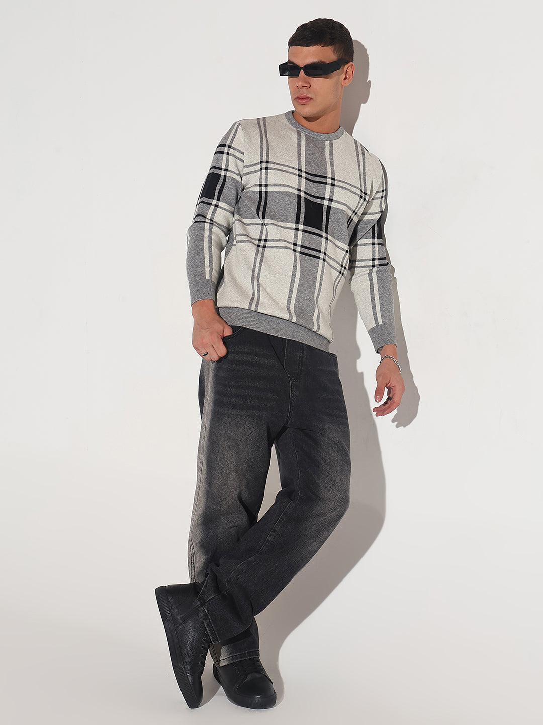 Men's Checked Grey Ribbed Round Neck Sweater