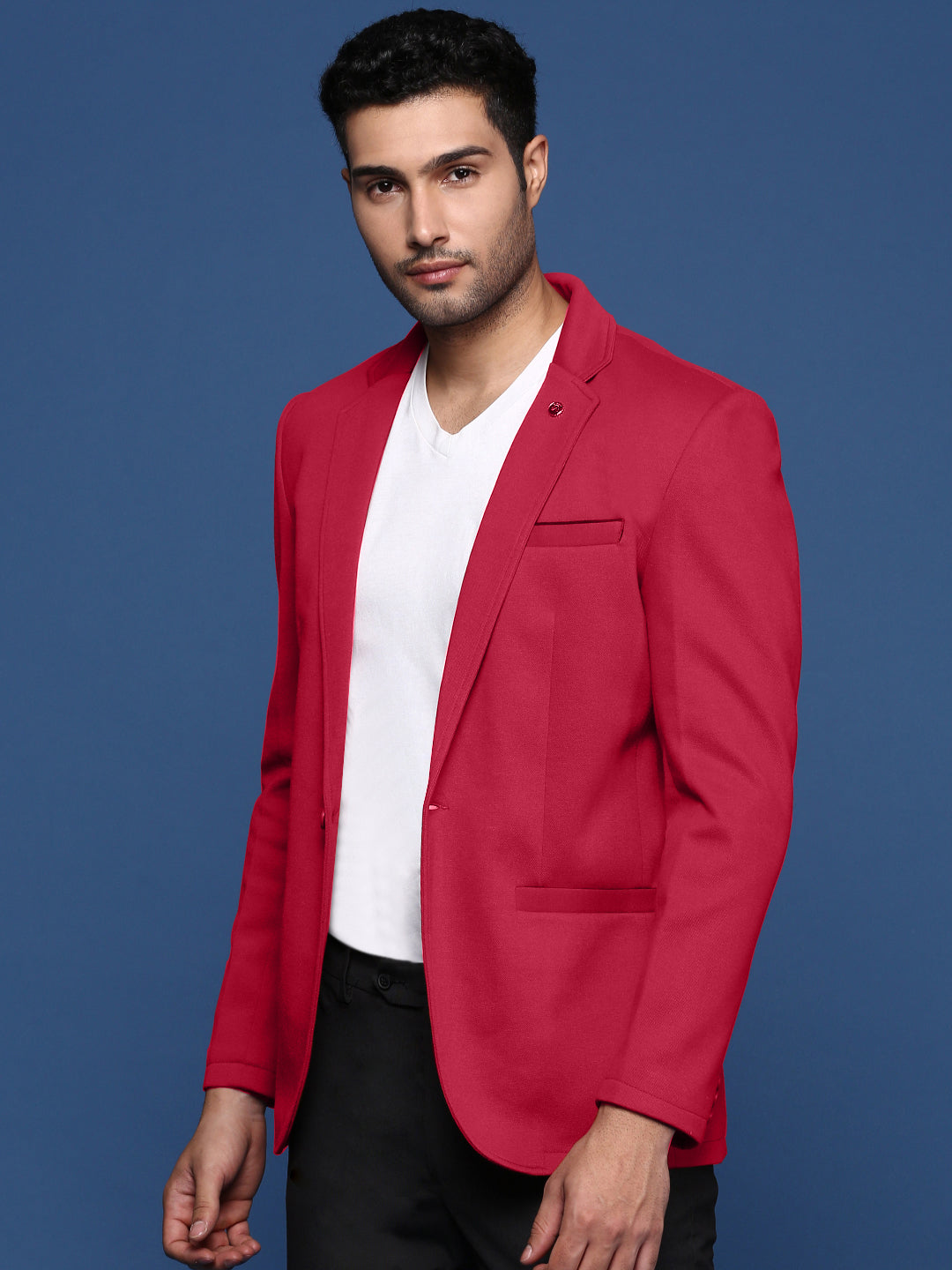 Men Red Solid Single Breasted Blazer