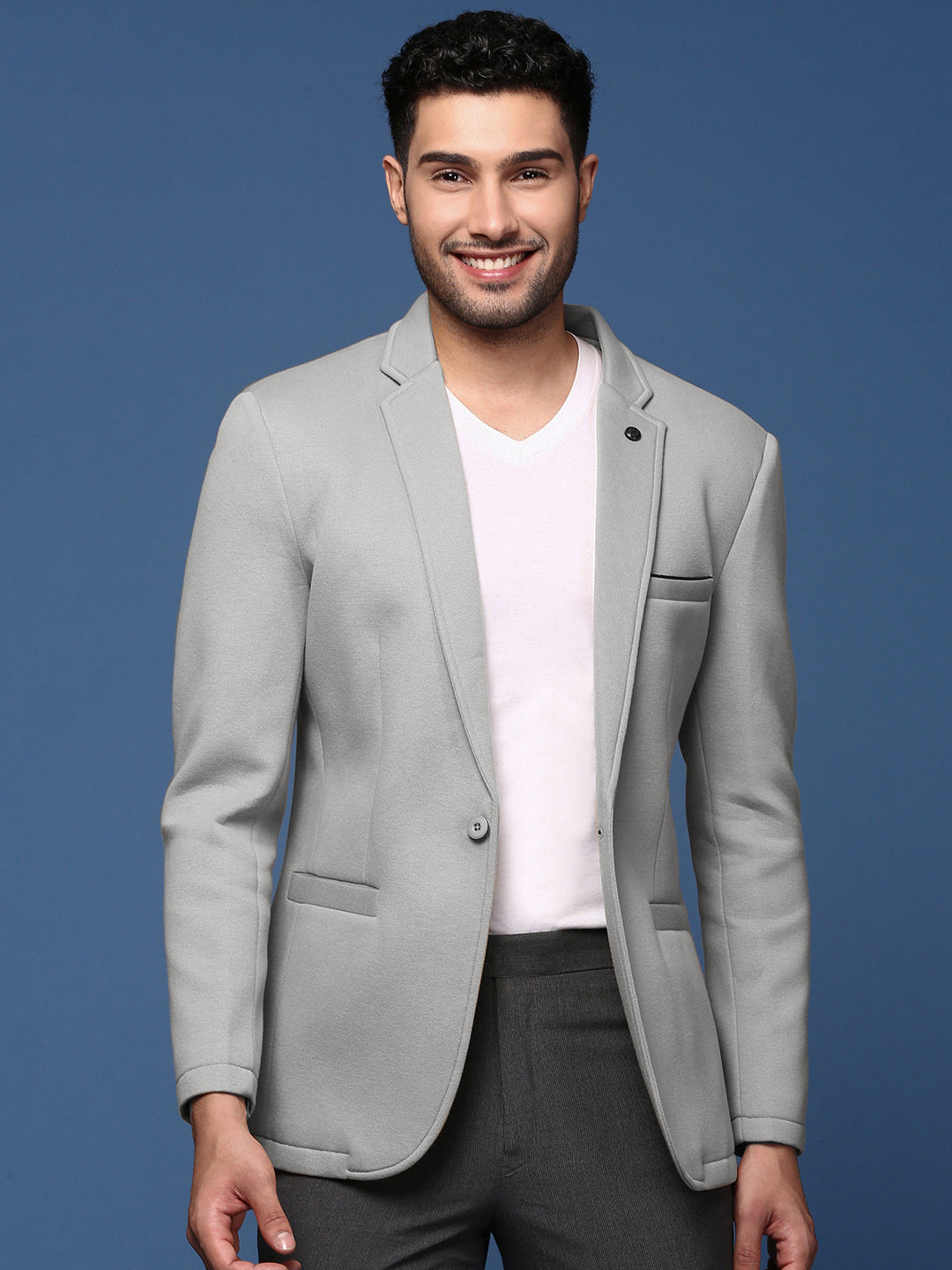 Men Grey Solid Single Breasted Blazer