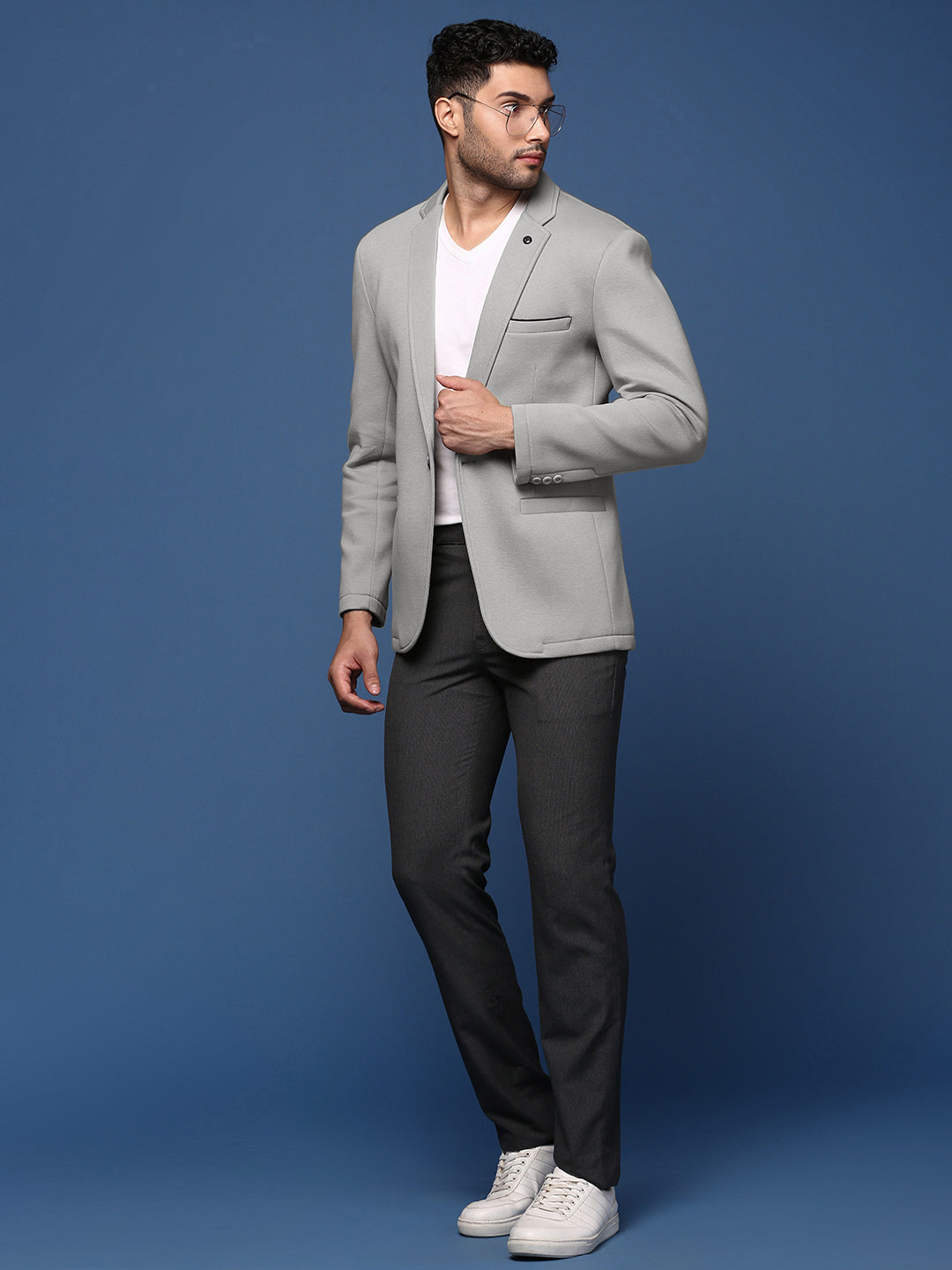 Men Grey Solid Single Breasted Blazer