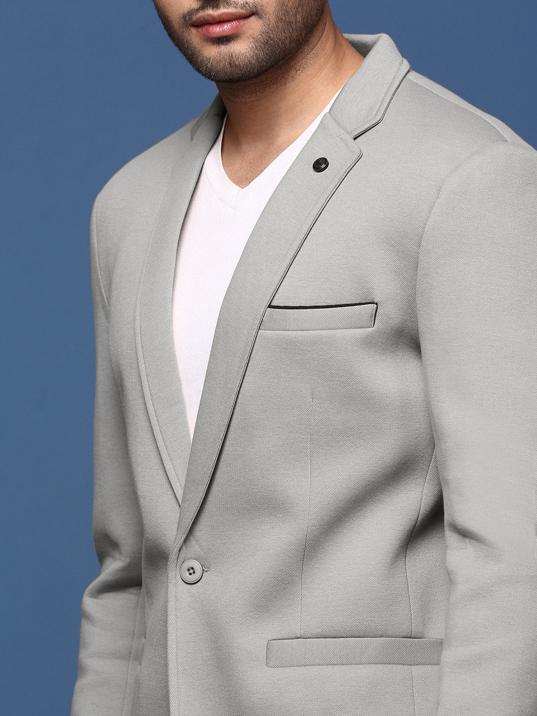 Men Grey Solid Single Breasted Blazer