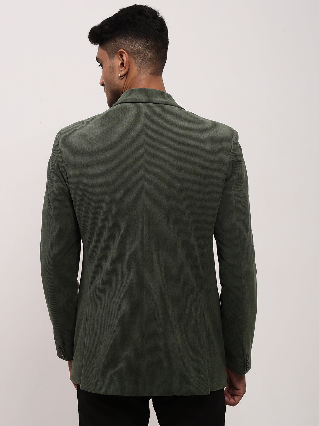 Men Green Solid Single Breasted Blazer