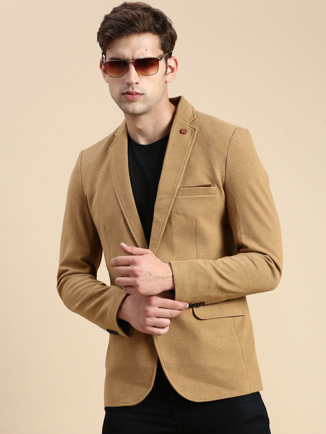 Men Brown Solid Single Breasted Blazer