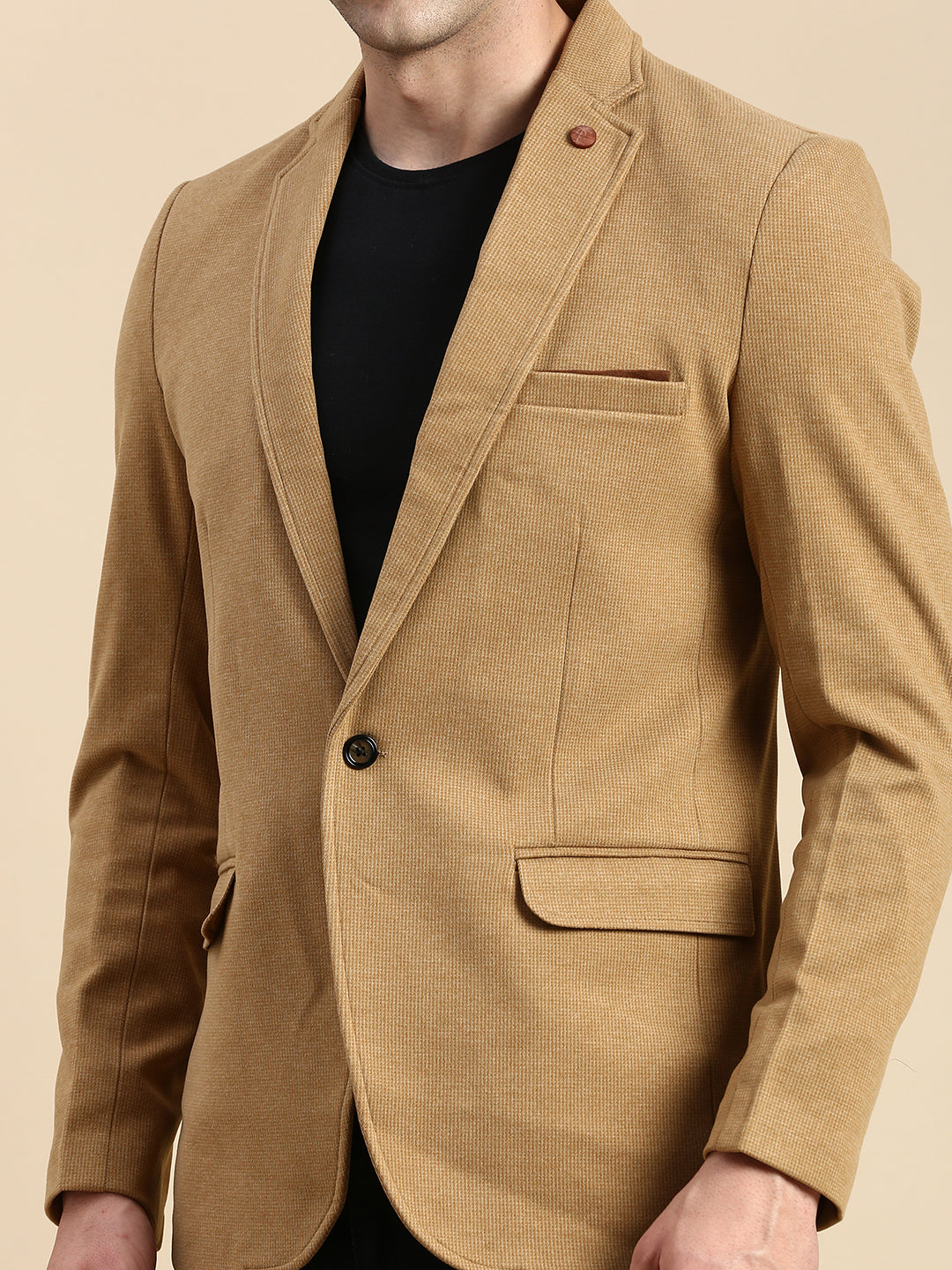 Men Brown Solid Single Breasted Blazer