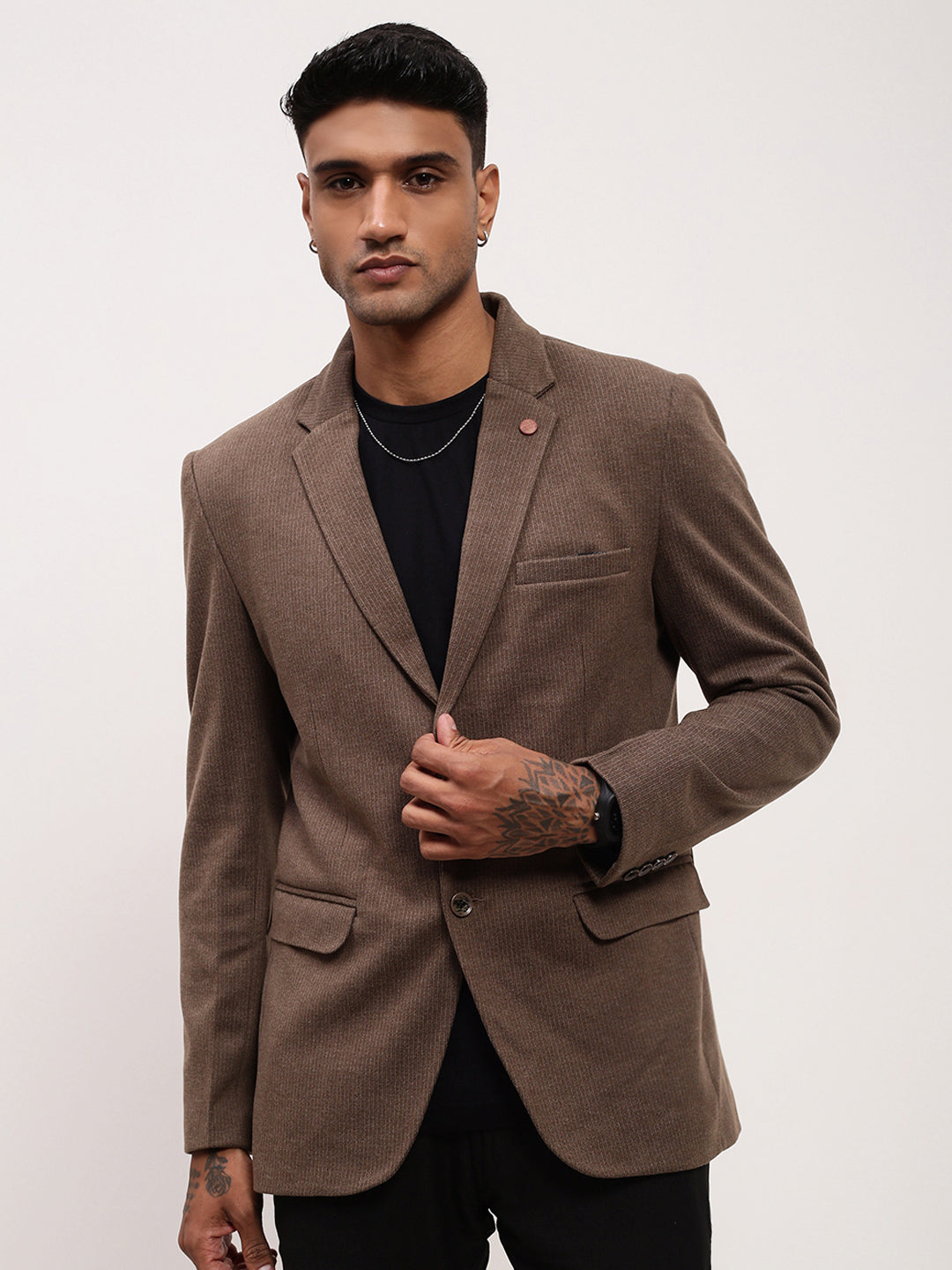 Men Brown Solid Single Breasted Blazer