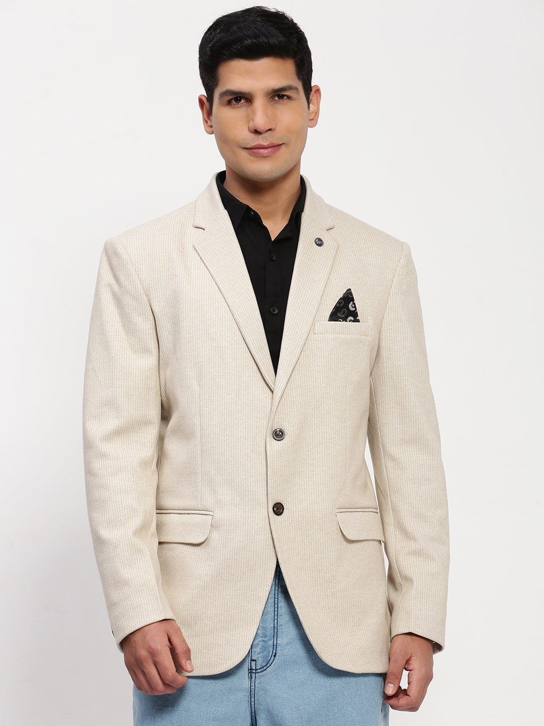 Men Cream Solid Single Breasted Blazer