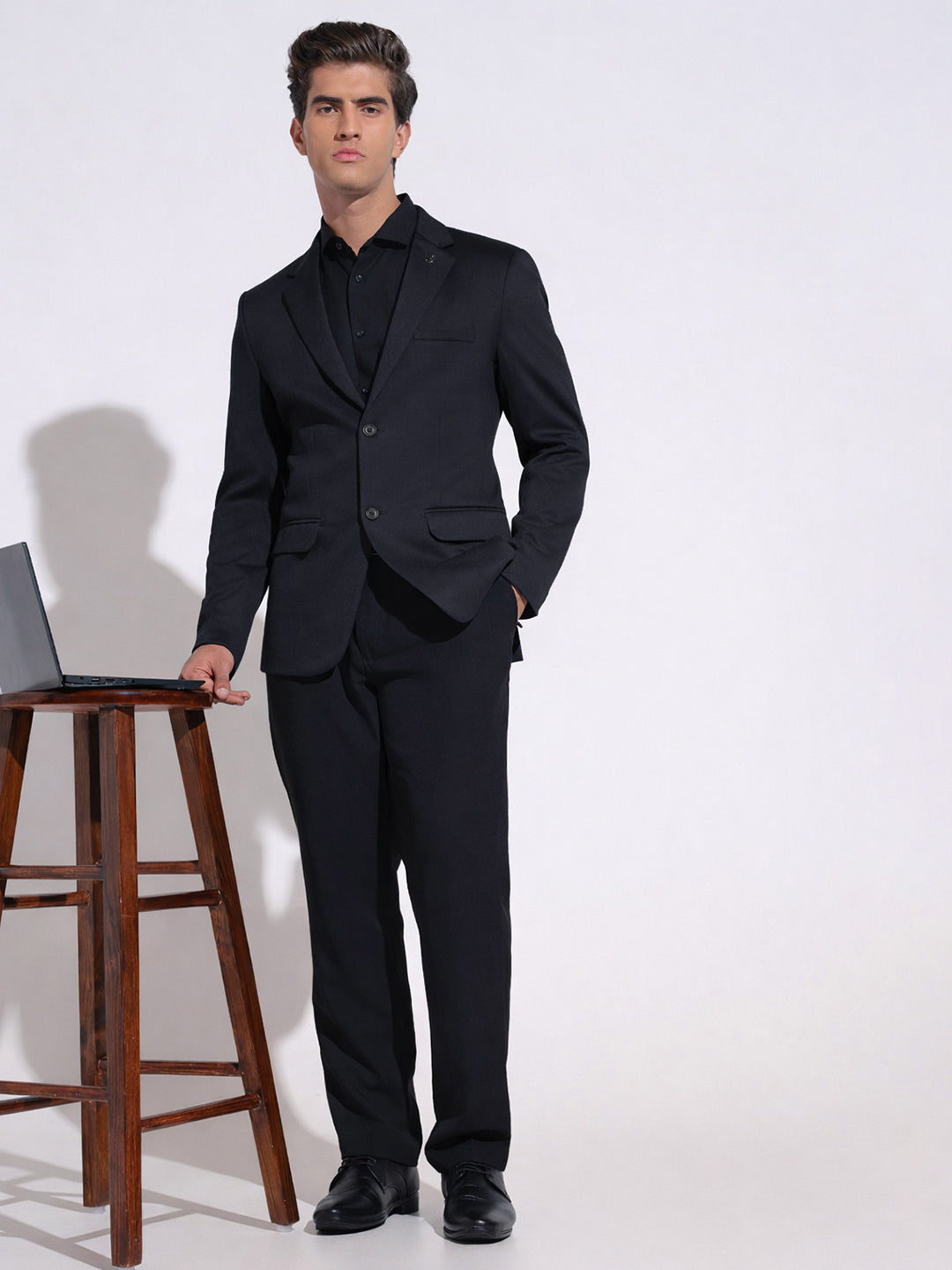 Men's Navy Blue Single Breasted Tailored Fit Blazer