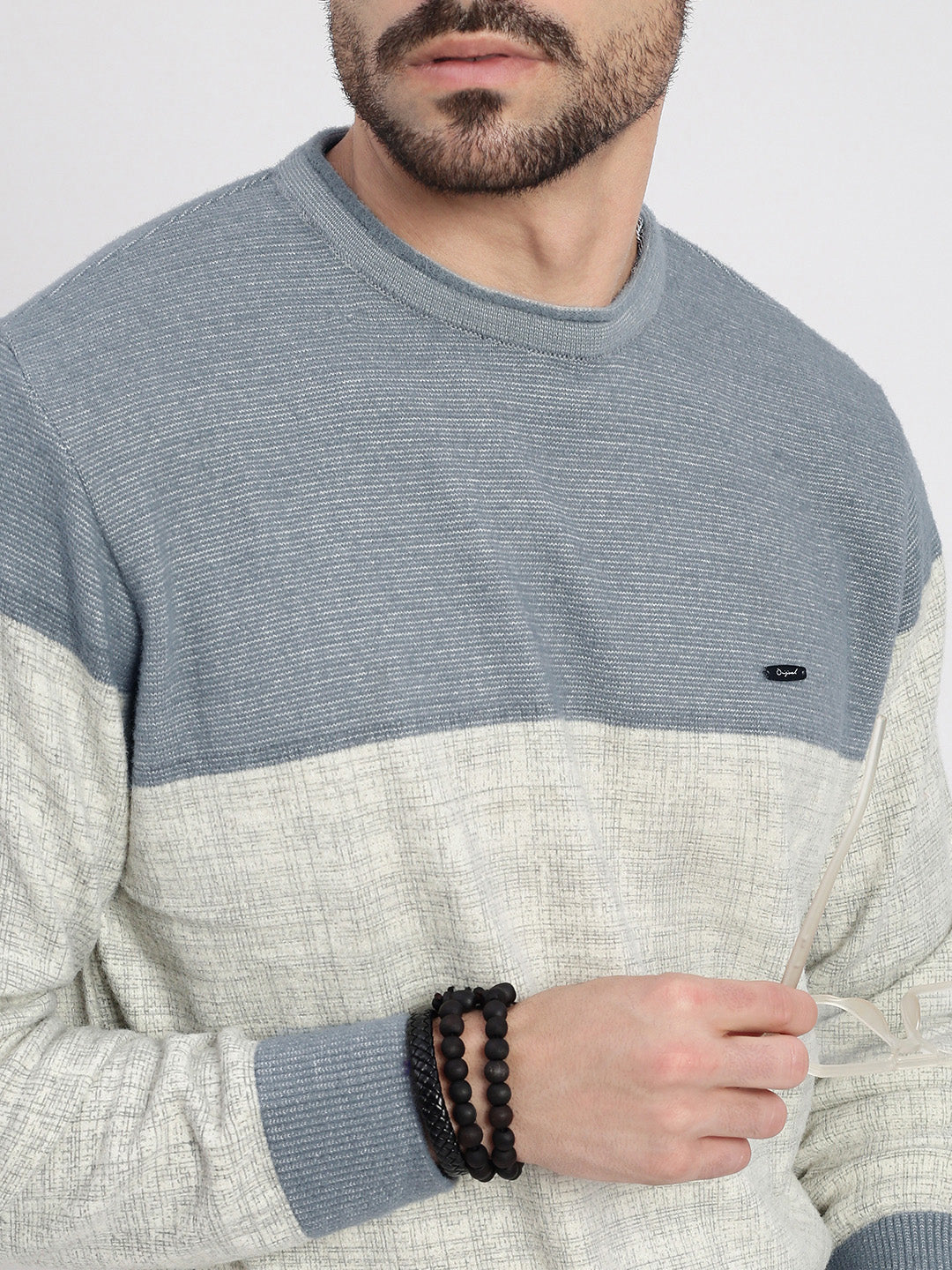 Men Grey Colourblocked Sweater