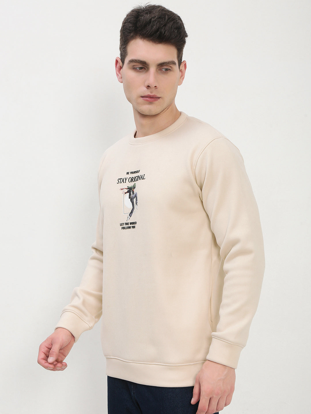 Men's Beige Graphic Print Round Neck Pullover Sweatshirt