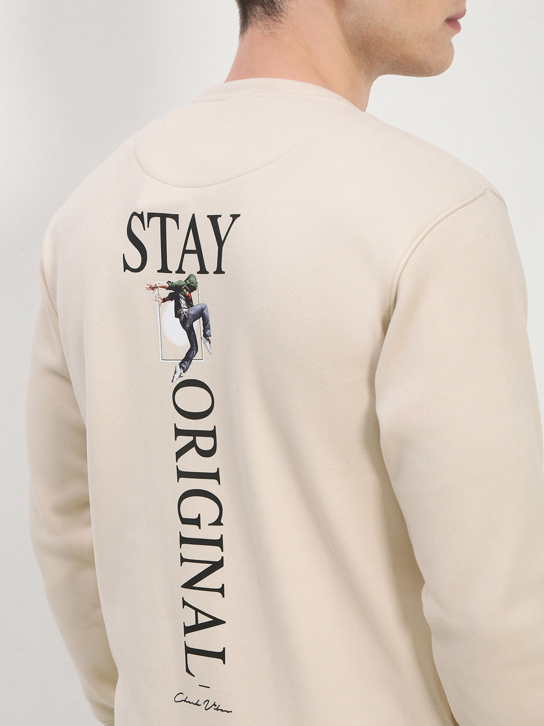 Men's Beige Graphic Print Round Neck Pullover Sweatshirt