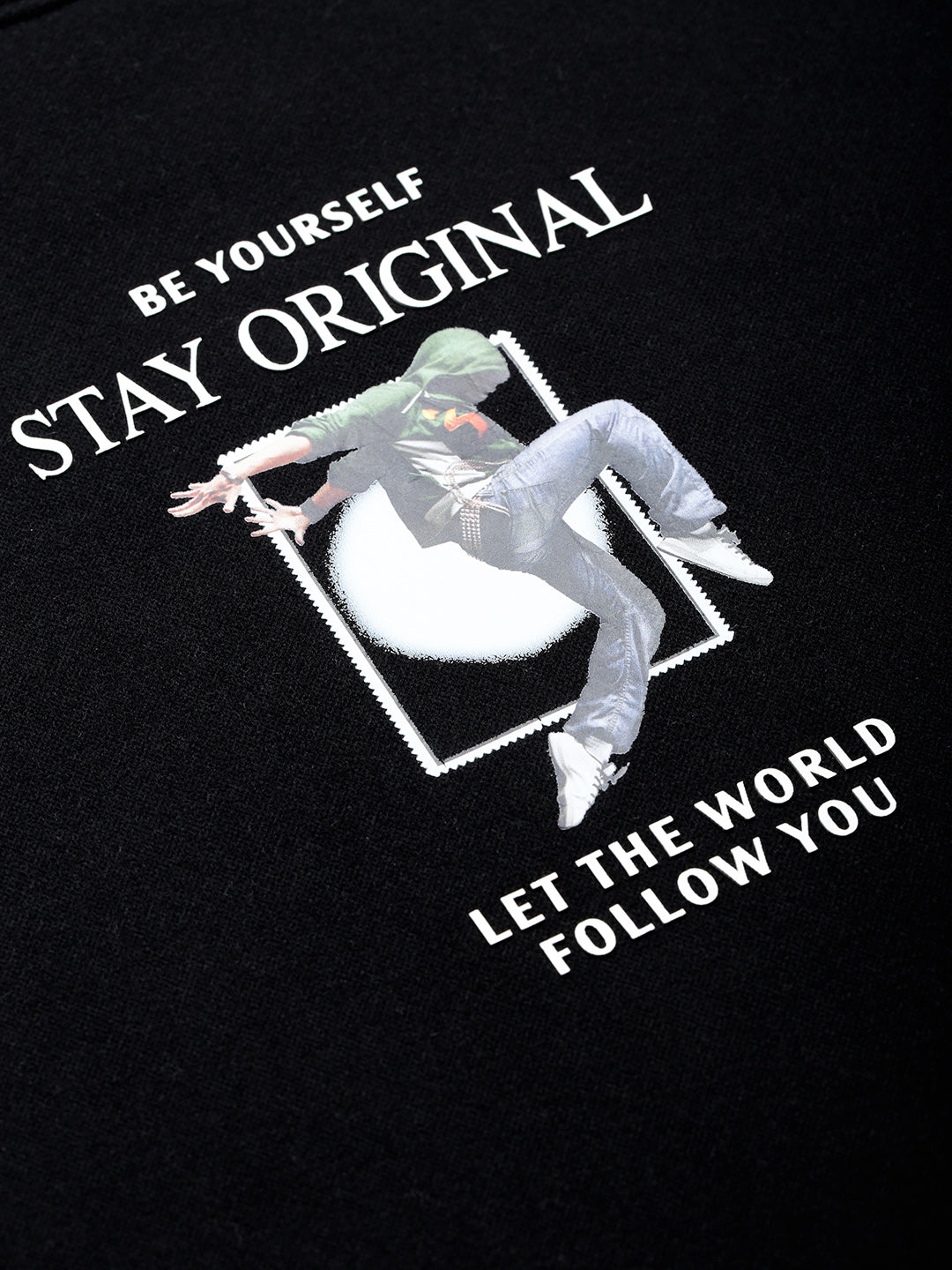 Men's Black Graphic Print Round Neck Pullover Sweatshirt